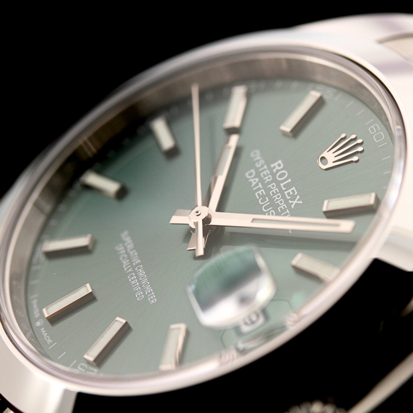 Rolex Datejust 41, 41 mm, Grün, Ref. 126300, ungetragen, B+P