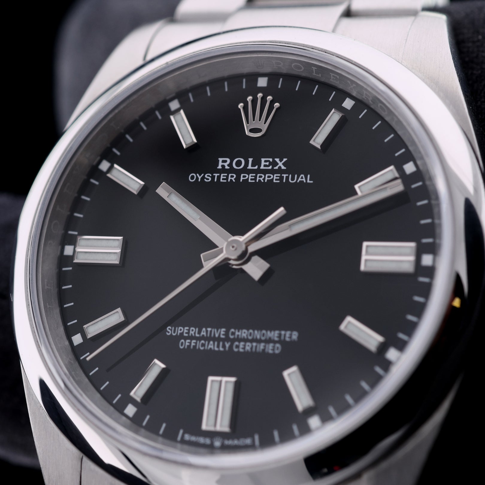 Rolex Oyster Perpetual 36, Black Dial, Edelstahl, Ref. 126000, 2023, B+P