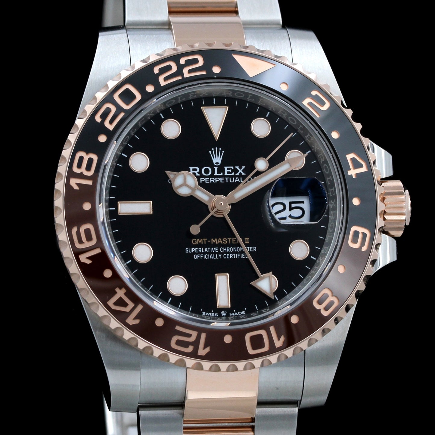 Rolex GMT Master II, Roségold/Stahl, Ref. 126711CHNR, 2022, 40 mm, B+P