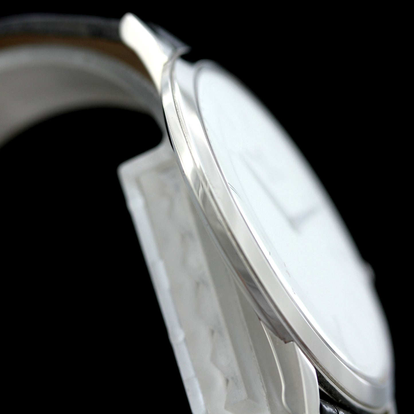 Jaeger-LeCoultre Ultra Thin Master Jubilee 39, Limited Edition 880, Platinum, 120.6.79, Q1296520