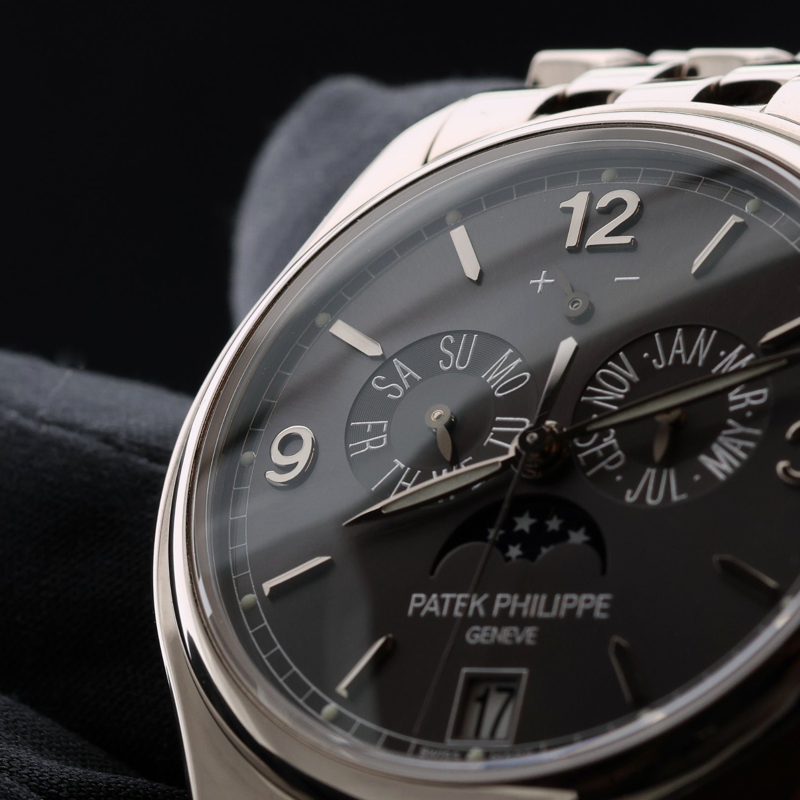 Patek Philippe Annual Calendar, Mondphase, Weißgold, Ref. 5146/1G-010, 07-2015, B+P