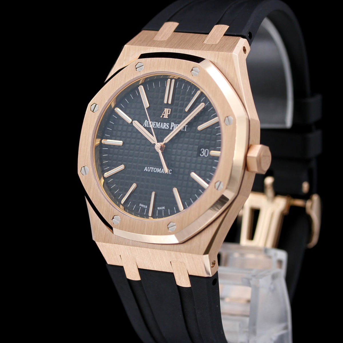 Audemars Piguet Royal Oak, Rosegold, Black Dial, Ref. 15400OR.OO.D002CR.01, 2015, B+P
