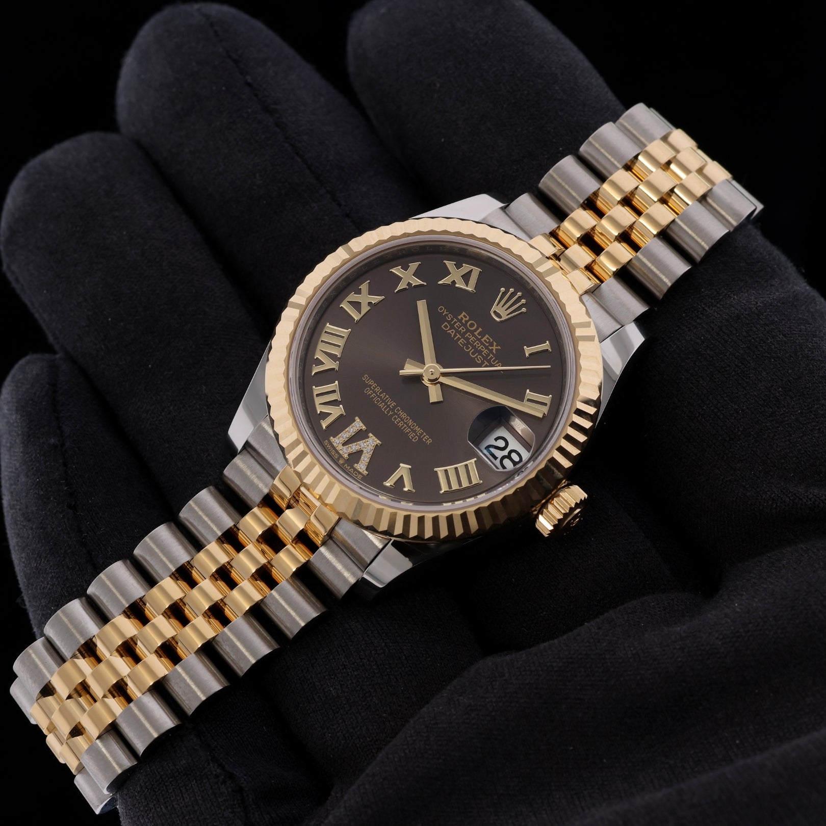 Rolex Datejust 31, Dark Grey mit Diamanten, Jubilee, Ref. 278273, 2026, B+P