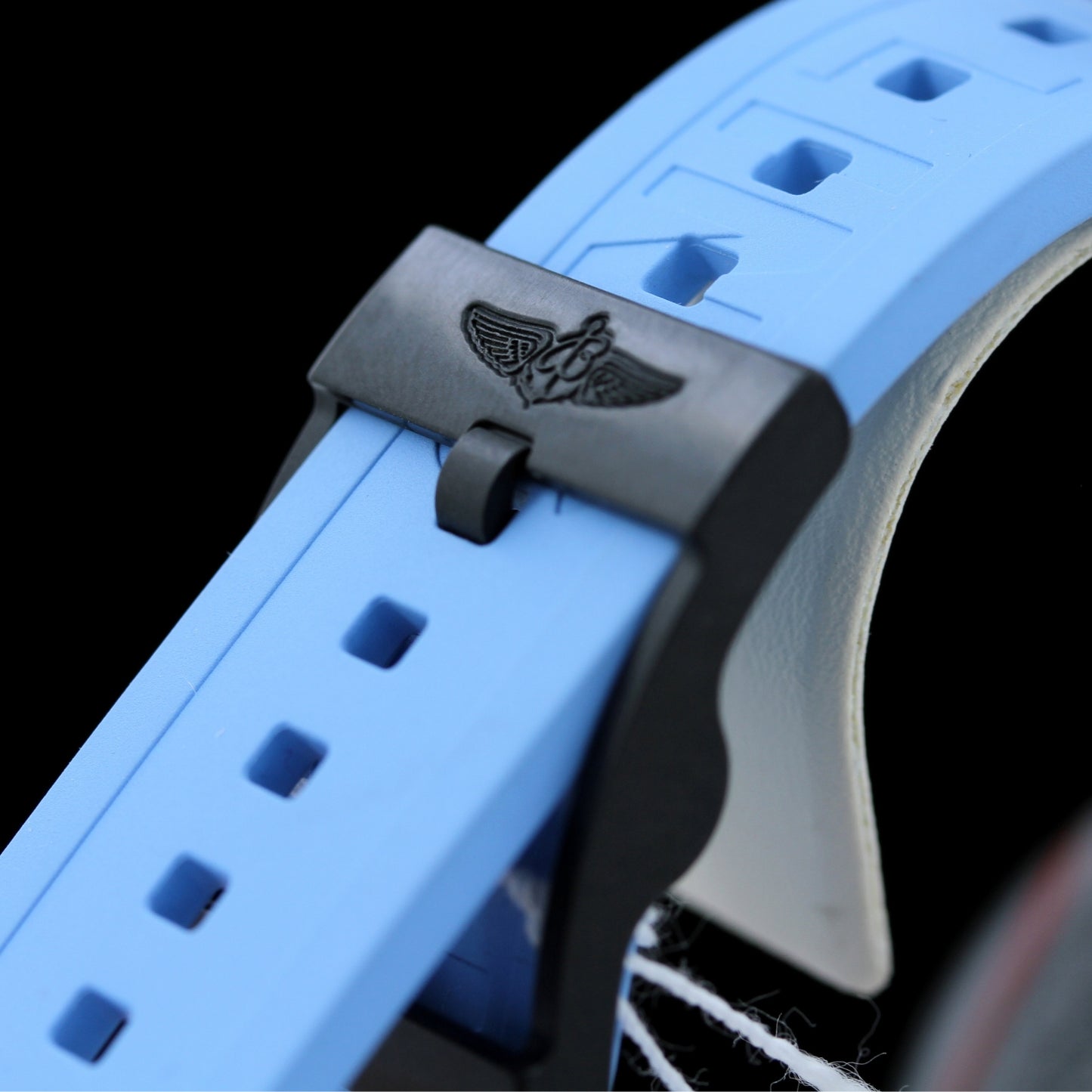 Breitling Endurance Pro »Blue« 44mm, Hellblau, X82310, ungetragen, B+P
