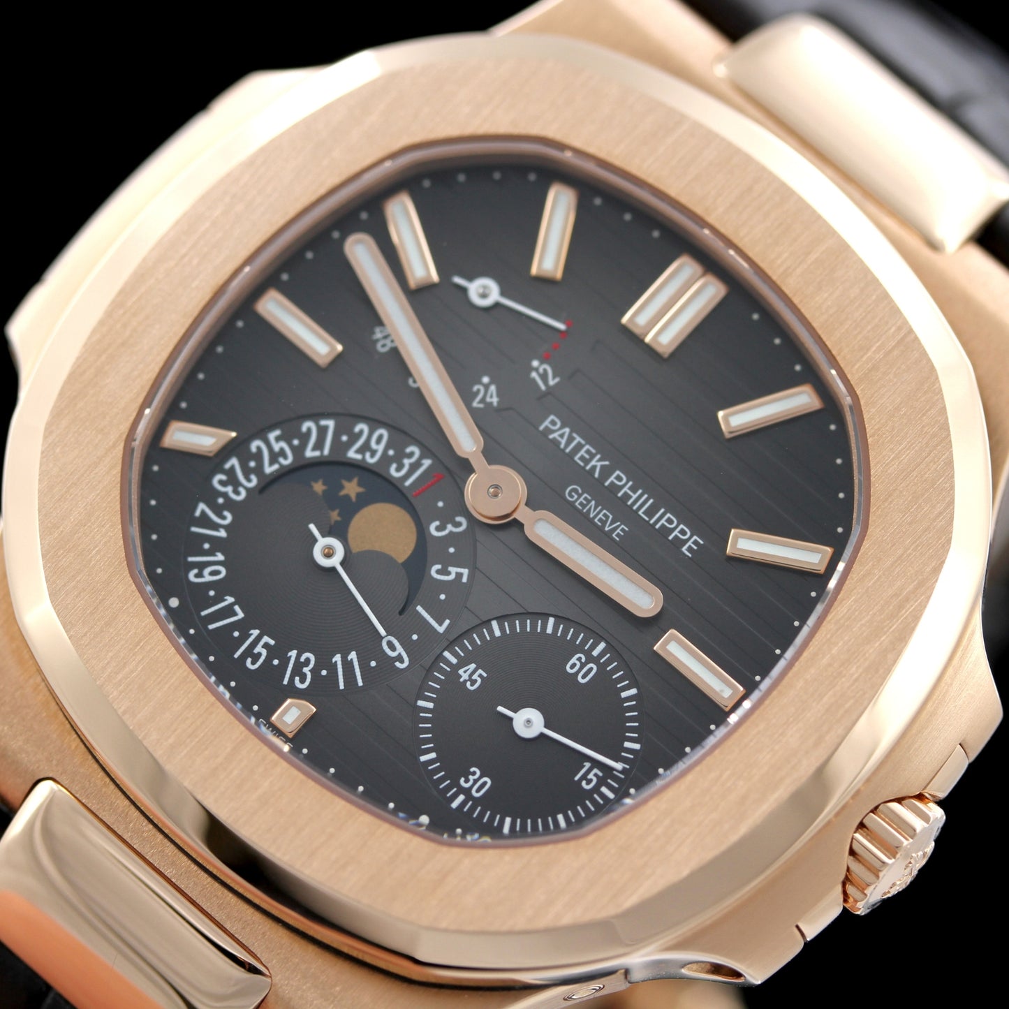 Patek Philippe Nautilus Moonphase, 18kt Roségold, Faltschliesse, 5712R-001, ungetragen/2021, B+P
