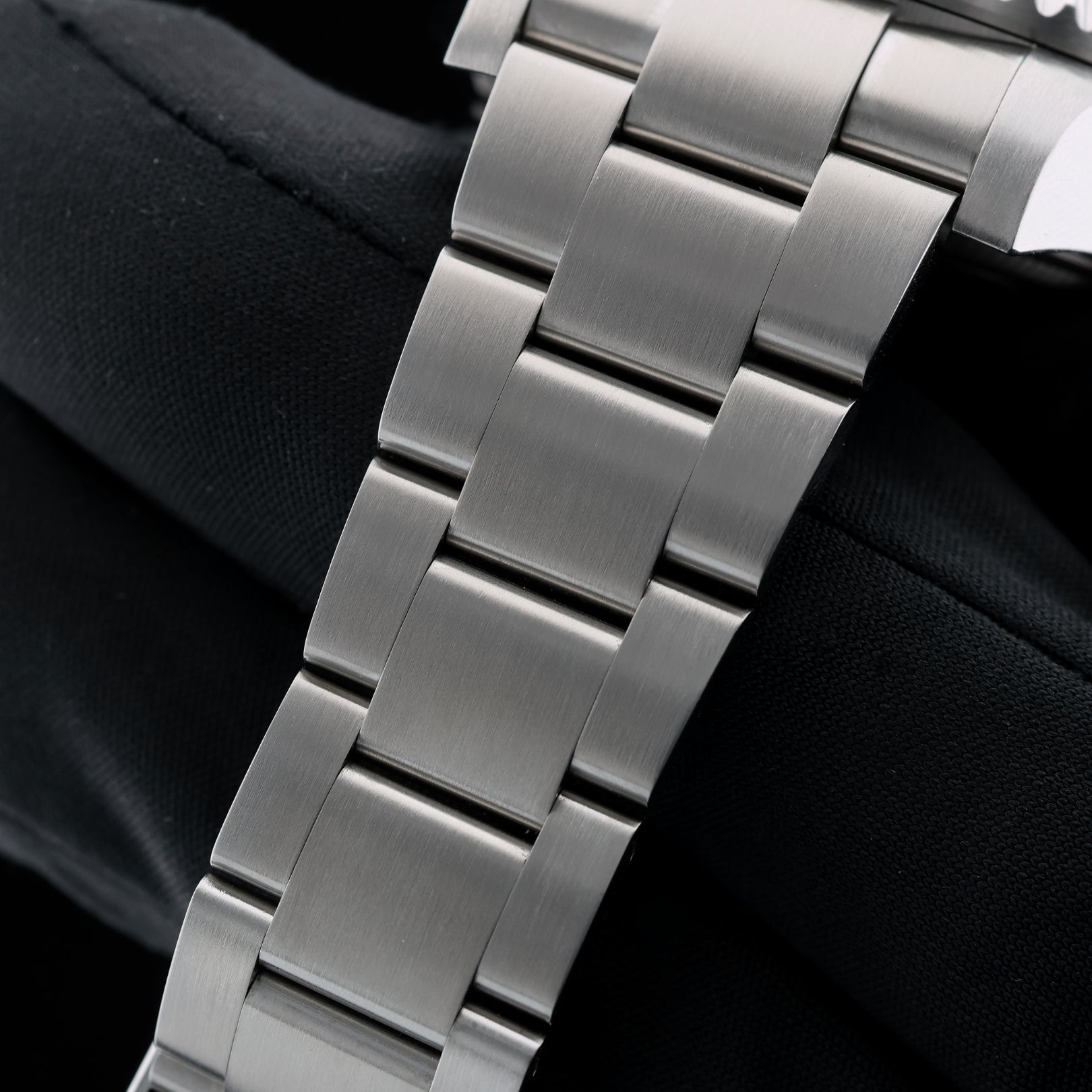 Rolex Sea-Dweller Deepsea Blue 44mm, "James Cameron", Ref. 136660, 2025, B+P