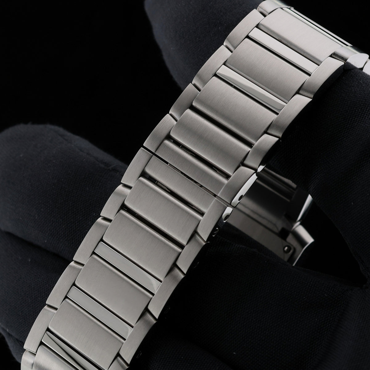 Cartier Tank Française, Edelstahl, 32x27mm, Quarz, Ref. WSTA0074, 11-2024, B+P