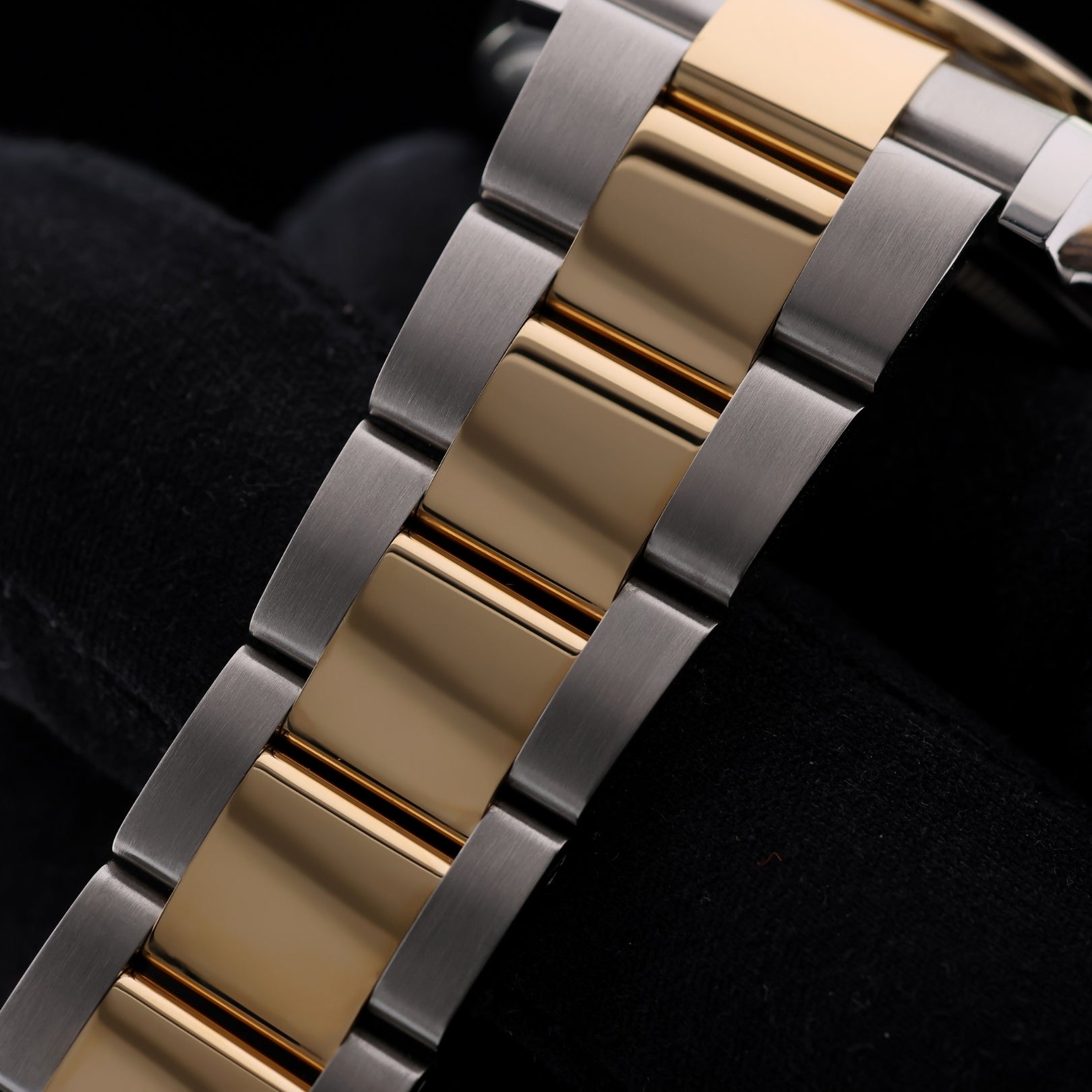 Rolex Daytona, Black Diamond Dial, Gold/Stahl, LC-100, Ref. 126503, 2025, B+P