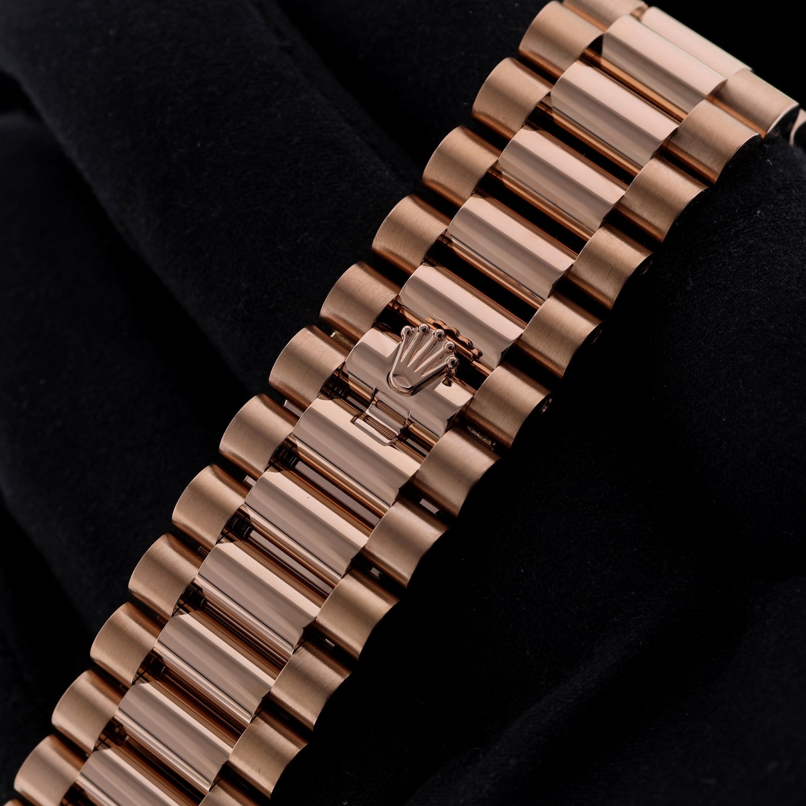 Rolex Day-Date 40, Everose Gold, Olive Green Dial, Ref. 228235, 2023, B+P