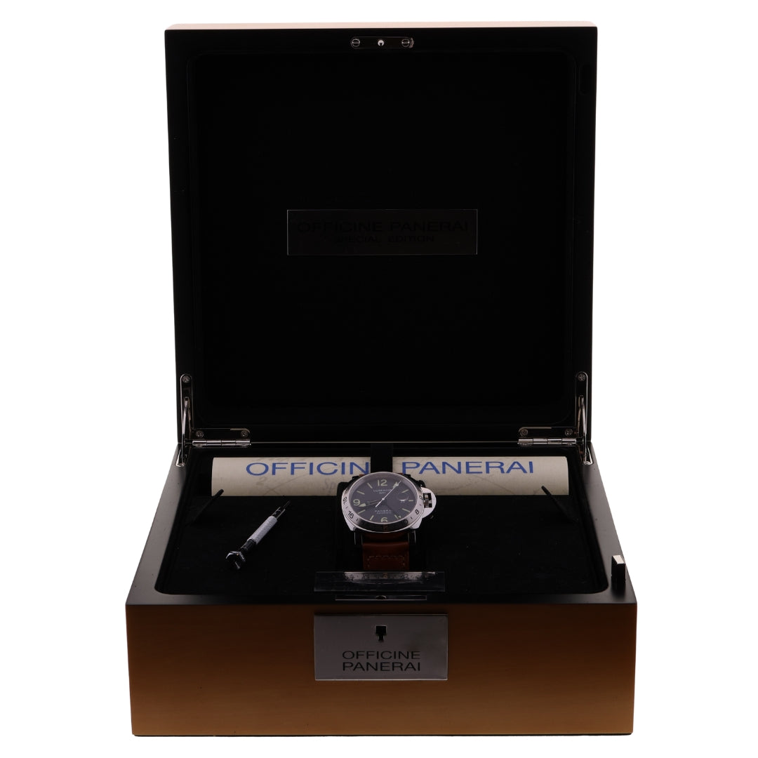 Panerai Luminor GMT Limited Edition, Edelstahl, Ref. PAM00029, 2011, B+P