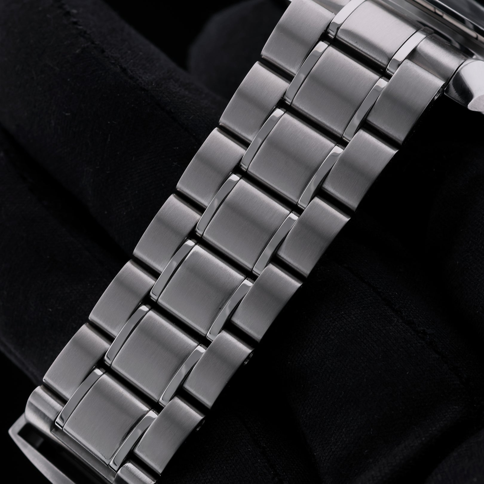 Omega Speedmaster Moonwatch Professional, 42mm, Ref. 311.30.42.30.01.005, 02-2020, B+P