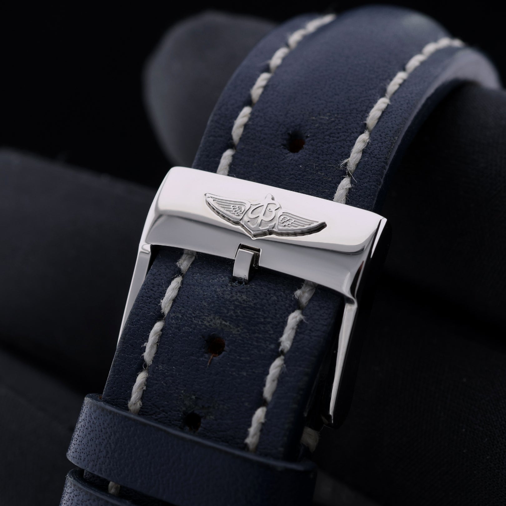 Breitling Colt Chronograph, White Dial, Lederarmband, Ref. A73380, 03 - 2010, mit Papieren - LUXUHRIA