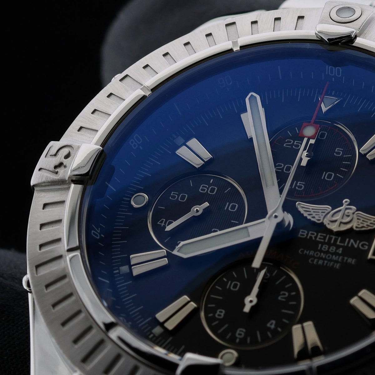 Breitling Super Avenger, Chronograph, Edelstahl, Service 2024, Ref. A13370, 01-2010, B+P - LUXUHRIA