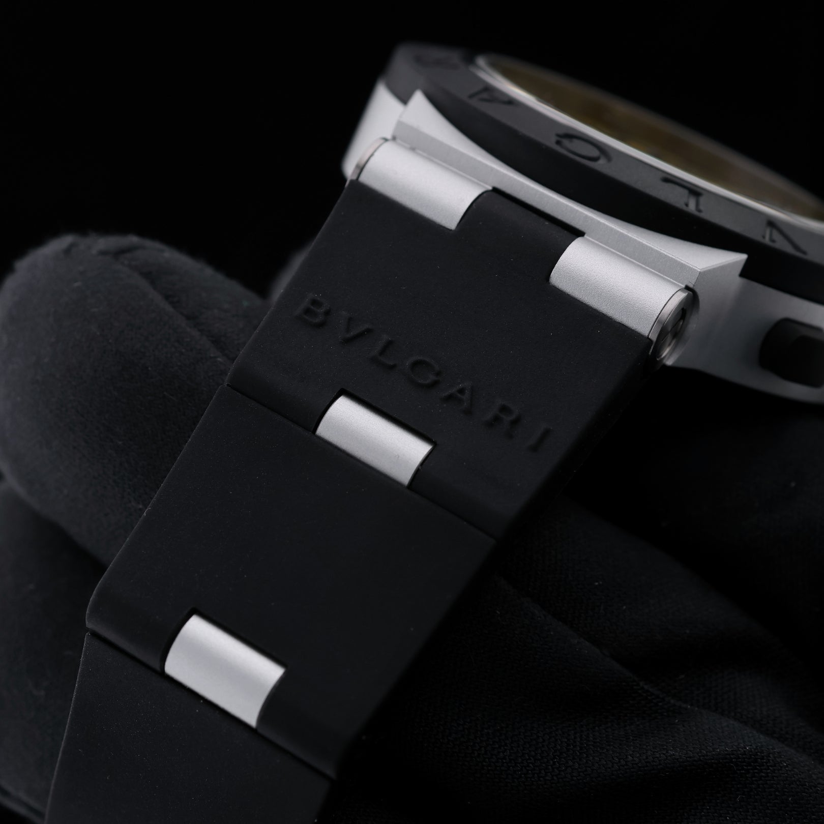 Bulgari Aluminium Gran Turismo 41 mm, Limited Edition 500pcs., Ref. 104006, 12 - 2023, B+P - LUXUHRIA