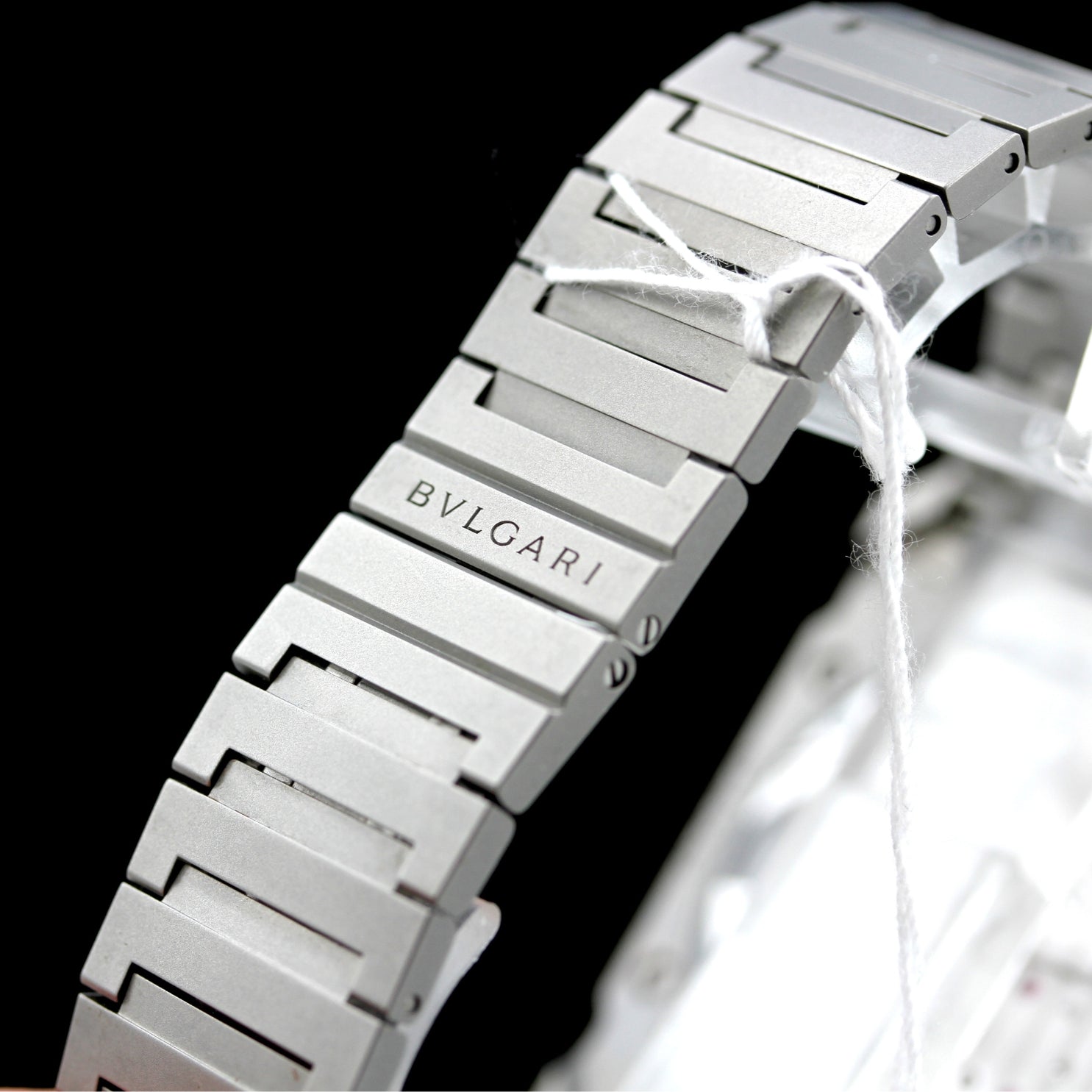 Bulgari Octa Finissimo, limited 1 out of 200, Ref. 102945, 2019, B+P - LUXUHRIA