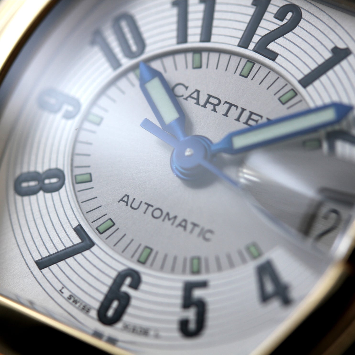 Cartier Roadster 37x44mm, 18K Gold, Faltschliesse, Ref. 2524, W62003V2, Box - LUXUHRIA