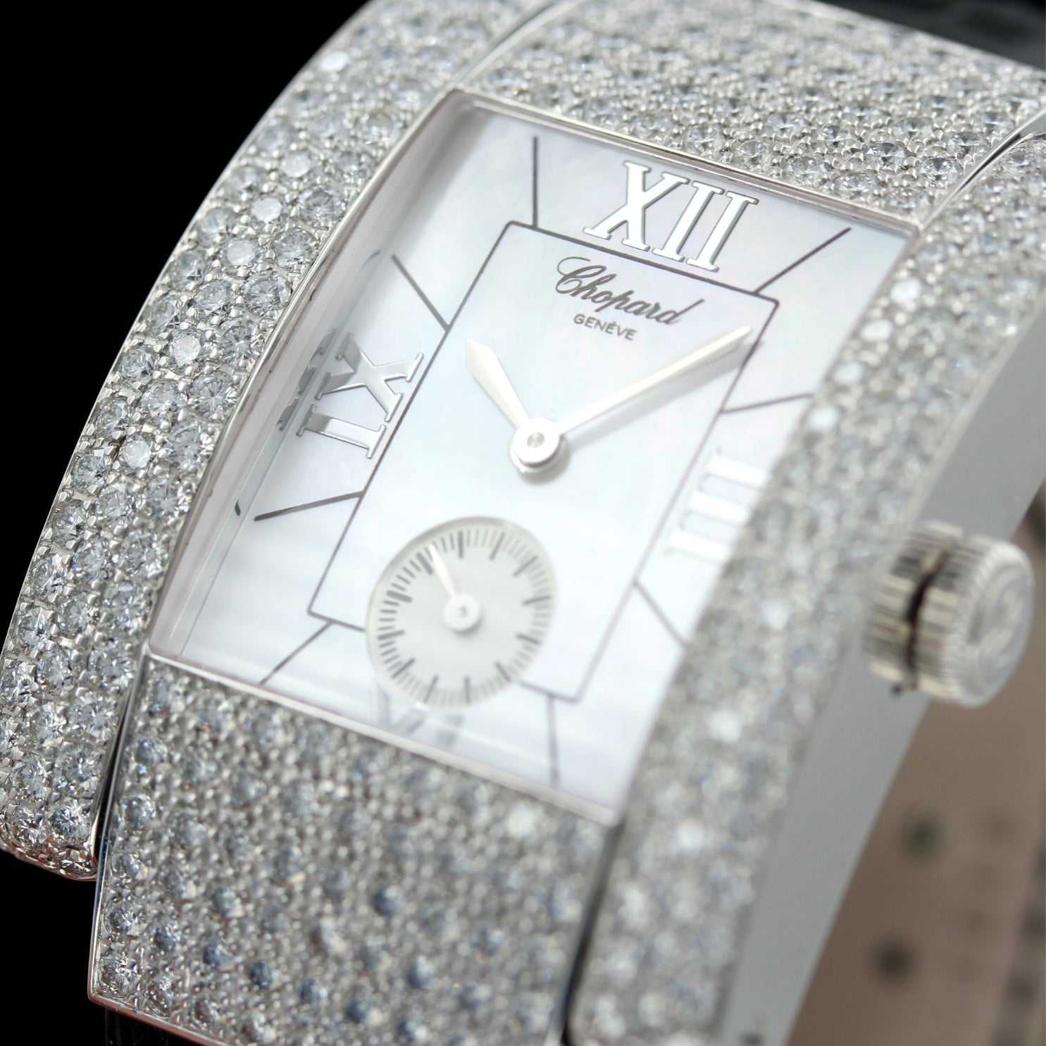 Chopard LA STRADA Perlmutt, Diamantbesatz 242 = ca. 5.30ct, 416867-1001, B+P - LUXUHRIA