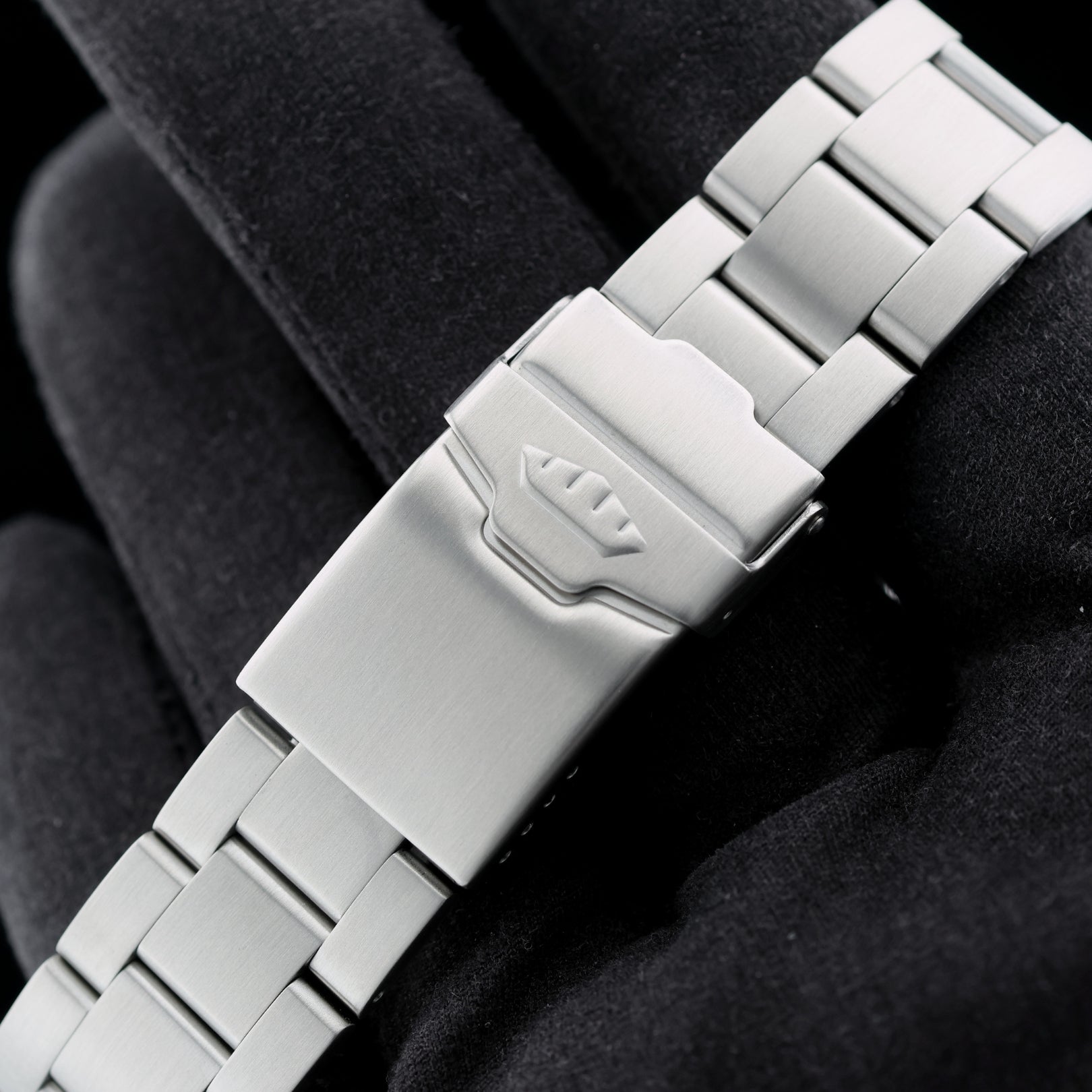 Fortis Cosmonauts Chronograph, Ref. 630.10.141, B+P - LUXUHRIA