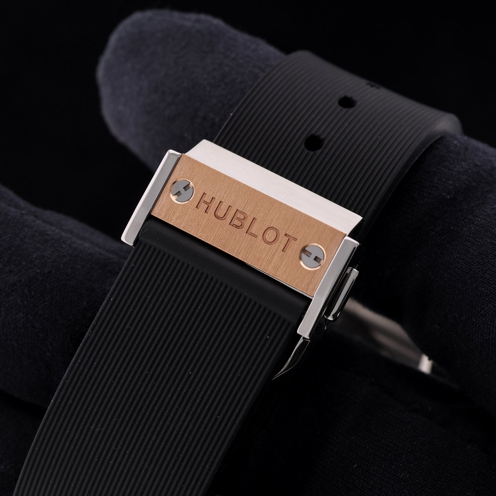 Hublot Classic Fusion Chronograph Titanium King Gold 42mm, Service 2026, Ref. 541.NO.1181.RX, Box+Erstkaufrechnung - LUXUHRIA