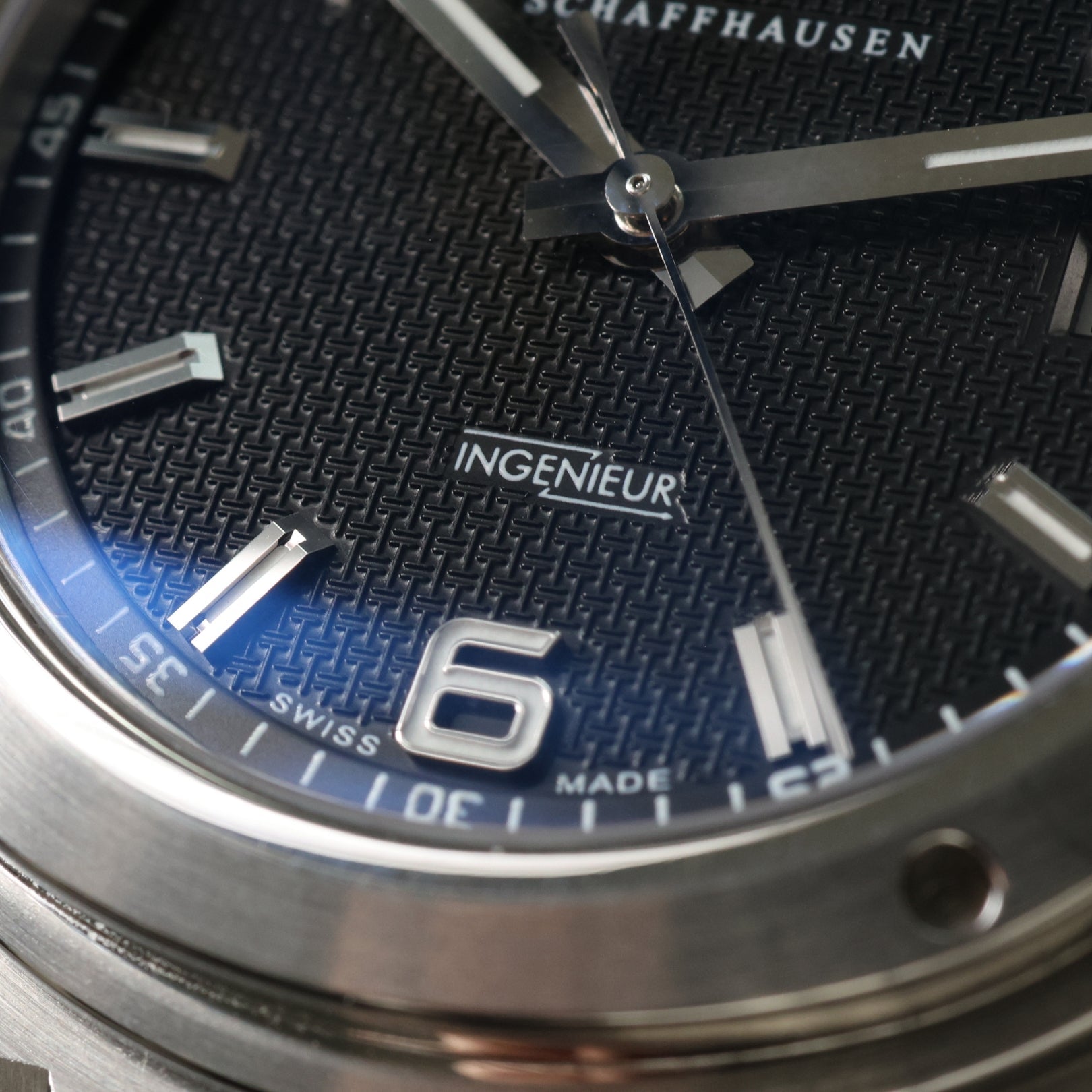 IWC Ingenieur Automatic, Edelstahl, LC100, Black Dial, Ref. IW322701, 12 - 2005, B+P - LUXUHRIA