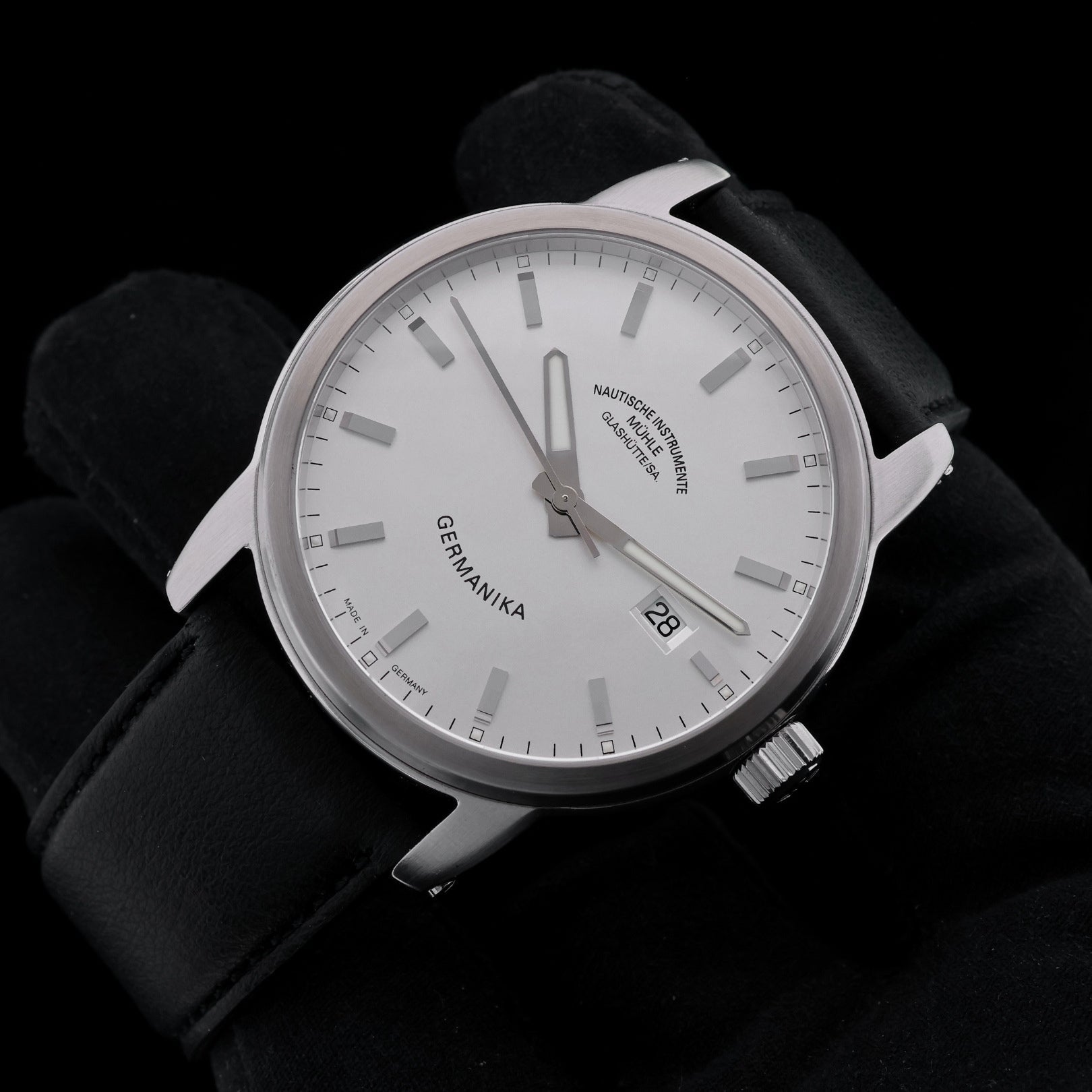Mühle Glashütte Nautische Instrumente Germanika III, Edelstahl, Ref. M1 - 38 - 20, B+P, mit Box - LUXUHRIA