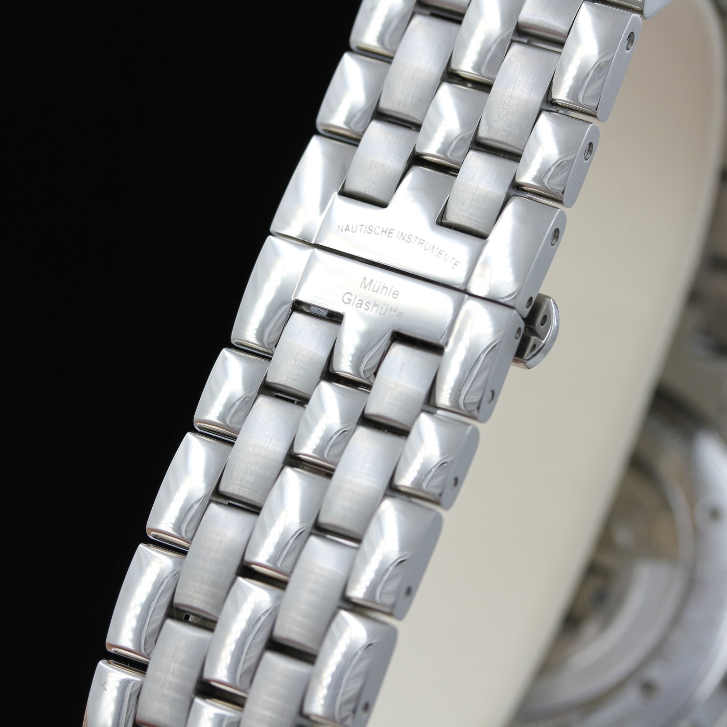 Mühle Glashütte Nautische Instrumente, Limited Edition 50 Monaco Racing Team, M1-30-96 - LUXUHRIA