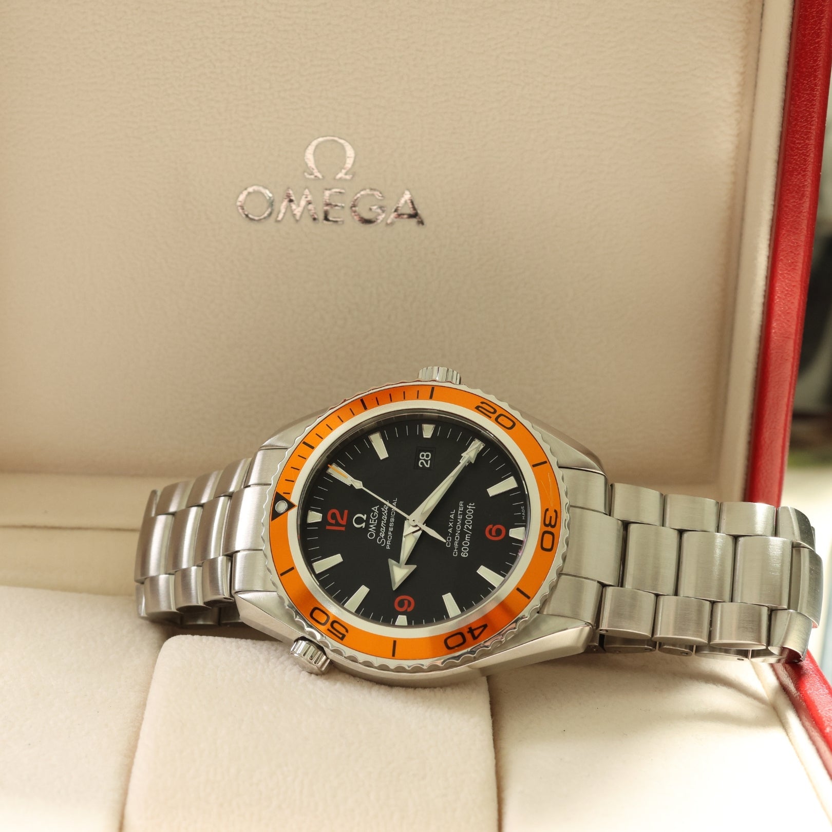 Omega Seamaster Planet Ocean 600M, LC100, Stahl - & Lederarmband, Ref. 2208.50.00, 04 - 2010, B+P - LUXUHRIA
