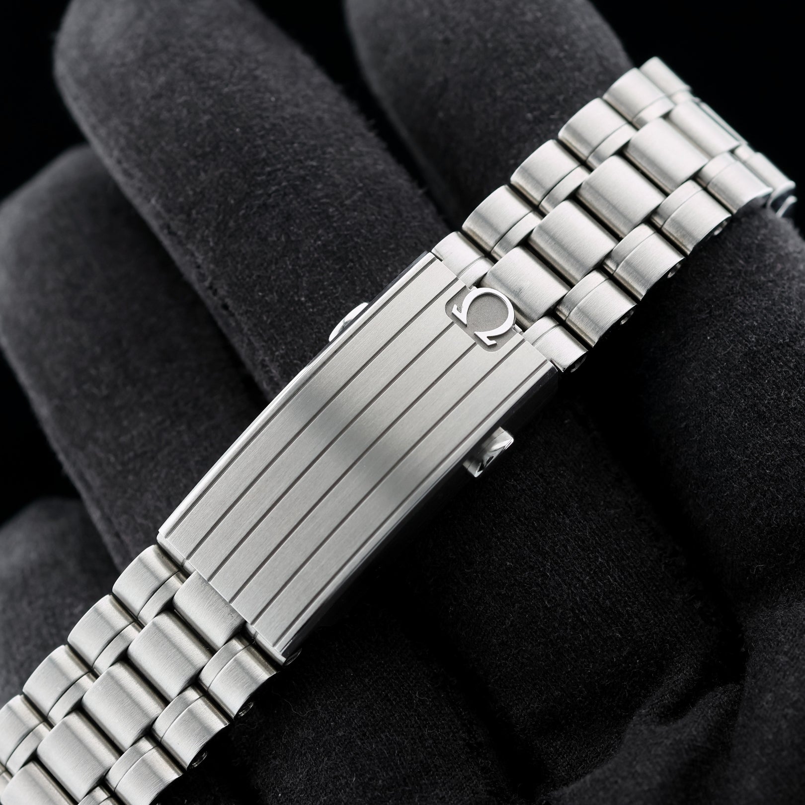 Omega Speedmaster Professional Chronograph 42mm, Ref. 310.30.42.50.01.001, 2024, B+P - LUXUHRIA