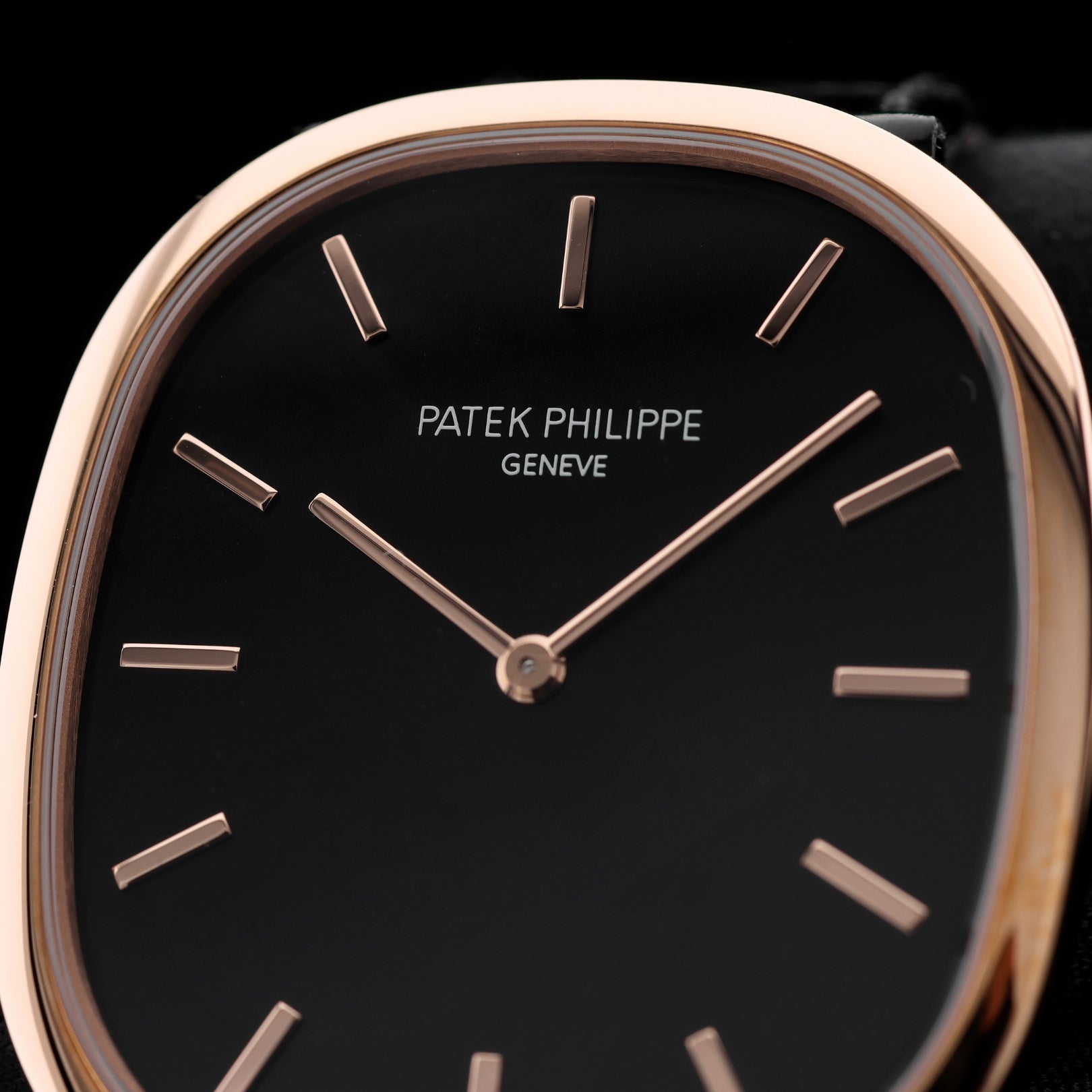 Patek Philippe Golden Ellipse, Rosegold, 34,5x39,5 mm, Erstkaufrechnung, Ref. 5738R - 001, 03 - 2024, B+P - LUXUHRIA