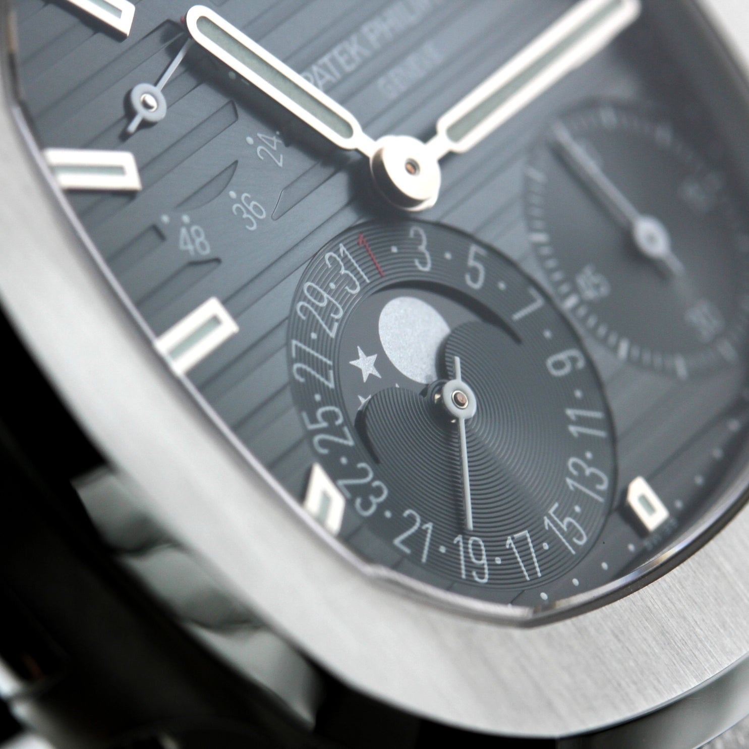 Patek Philippe Nautilus,5712/A - 001, B+P 2014/DE, Erstkaufrechnung - LUXUHRIA