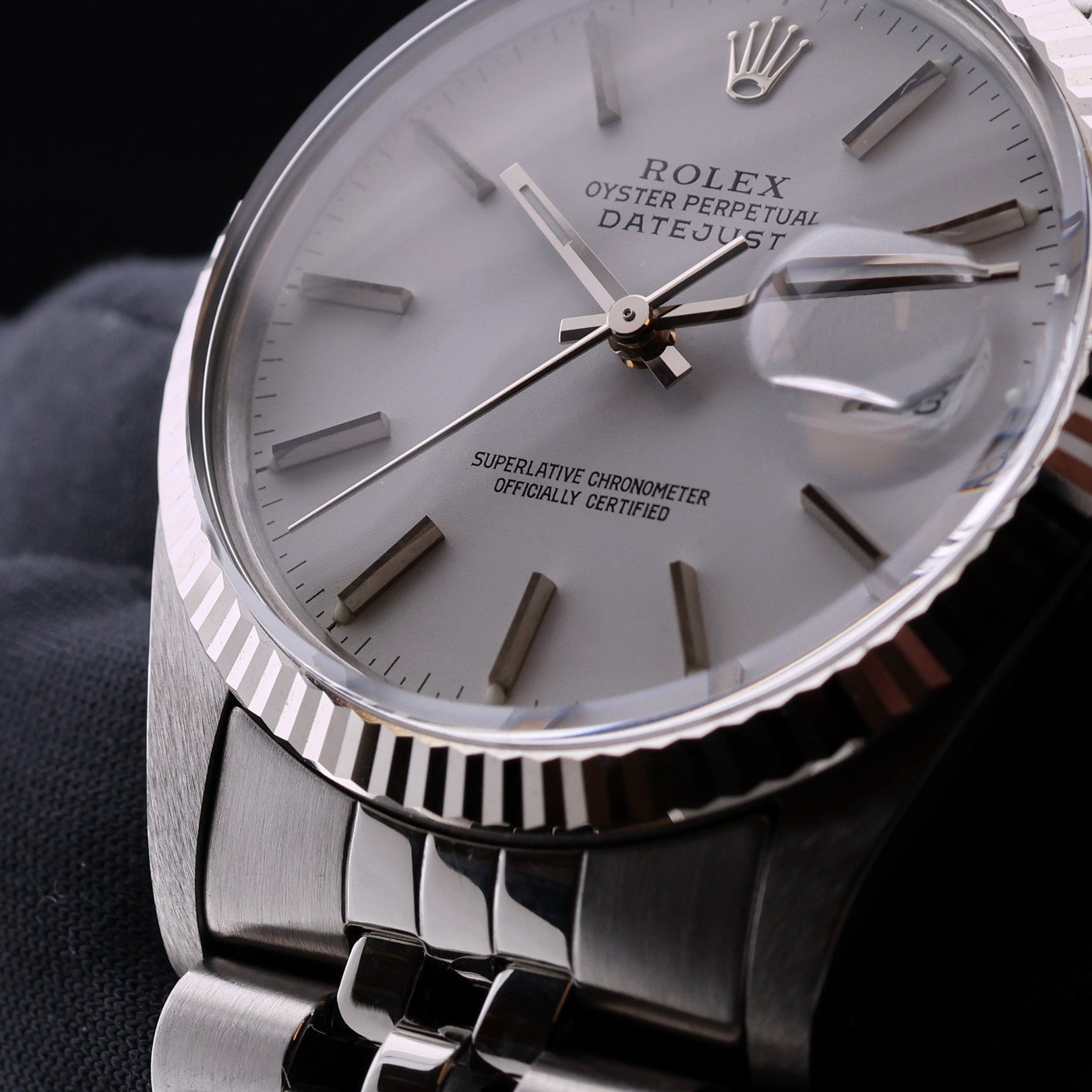 Rolex Datejust 36, Vintage, Service 06/2026, Weißgold Lünette, White Dial, Ref. 16014, 1984, mit Box - LUXUHRIA