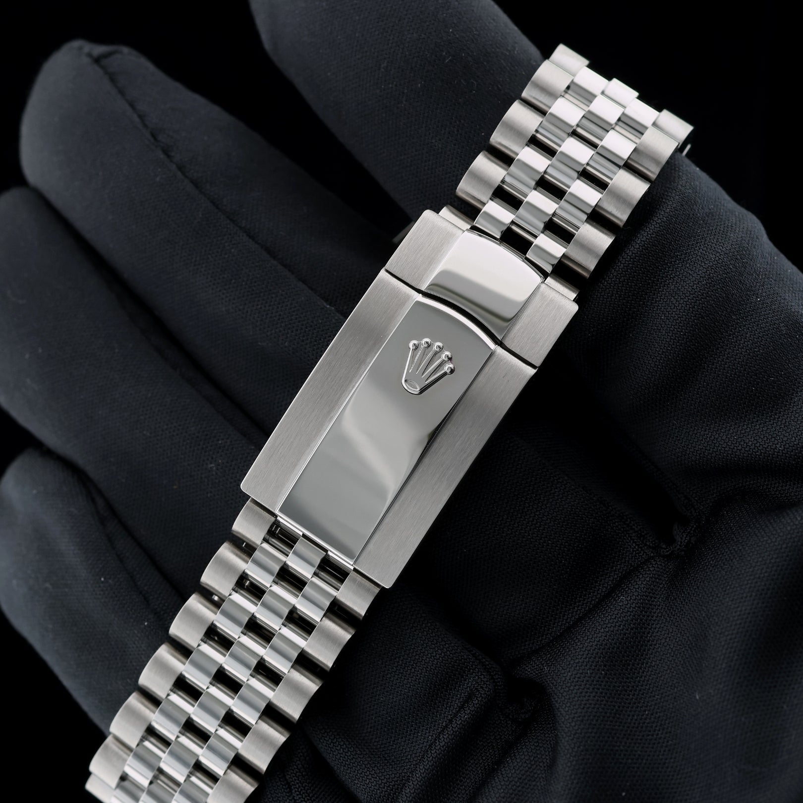 Rolex Datejust 41, Azurroblau Zifferblatt, Jubilee, Ref. 126334, 2025, B+P - LUXUHRIA