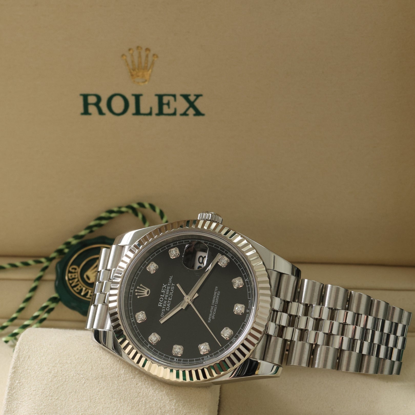 Rolex Datejust 41, Black Diamond Dial, Jubilee, Ref. 126334, 2025, B+P - LUXUHRIA
