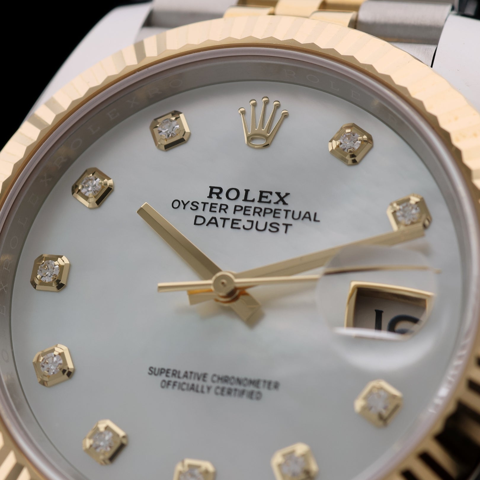 Rolex Datejust 41, Gold/Stahl, Perlmutt Diamanten Zifferblatt, Jubilee, Ref. 126333, 2023, B+P - LUXUHRIA