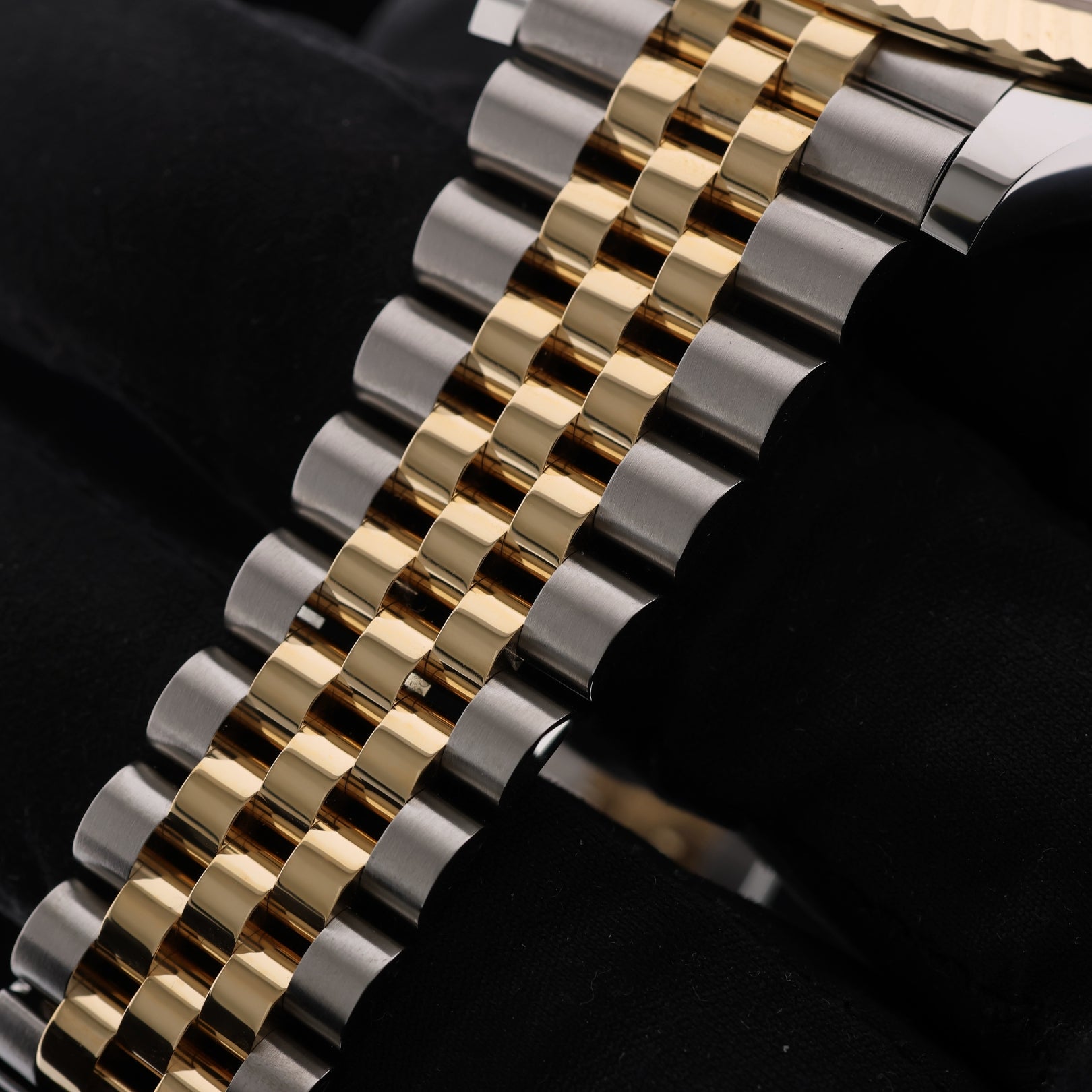 Rolex Datejust 41, Gold/Stahl, Perlmutt Diamanten Zifferblatt, Jubilee, Ref. 126333, 2023, B+P - LUXUHRIA