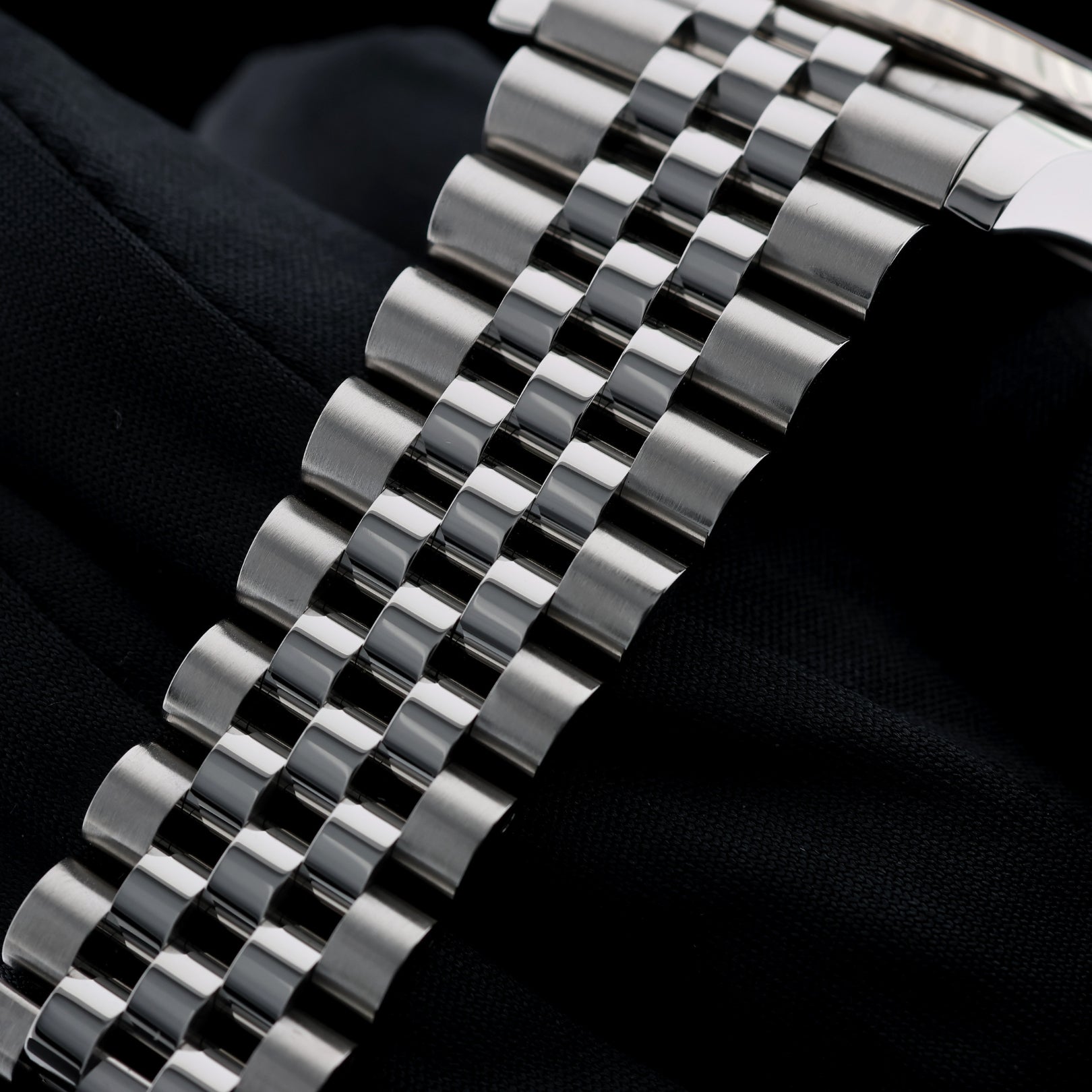 Rolex Datejust 41, Green Motif, Jubilee, Mintgrün/Riffelmuster, Ref. 126334, B+P - LUXUHRIA