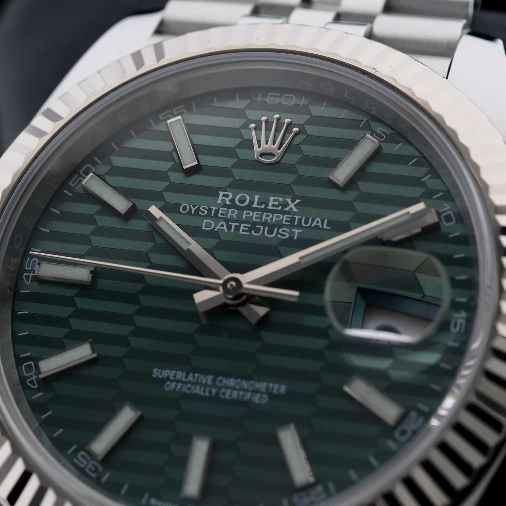 Rolex Datejust 41, Green Motif, Jubilee, Mintgrün/Riffelmuster, Ref. 126334, B+P - LUXUHRIA