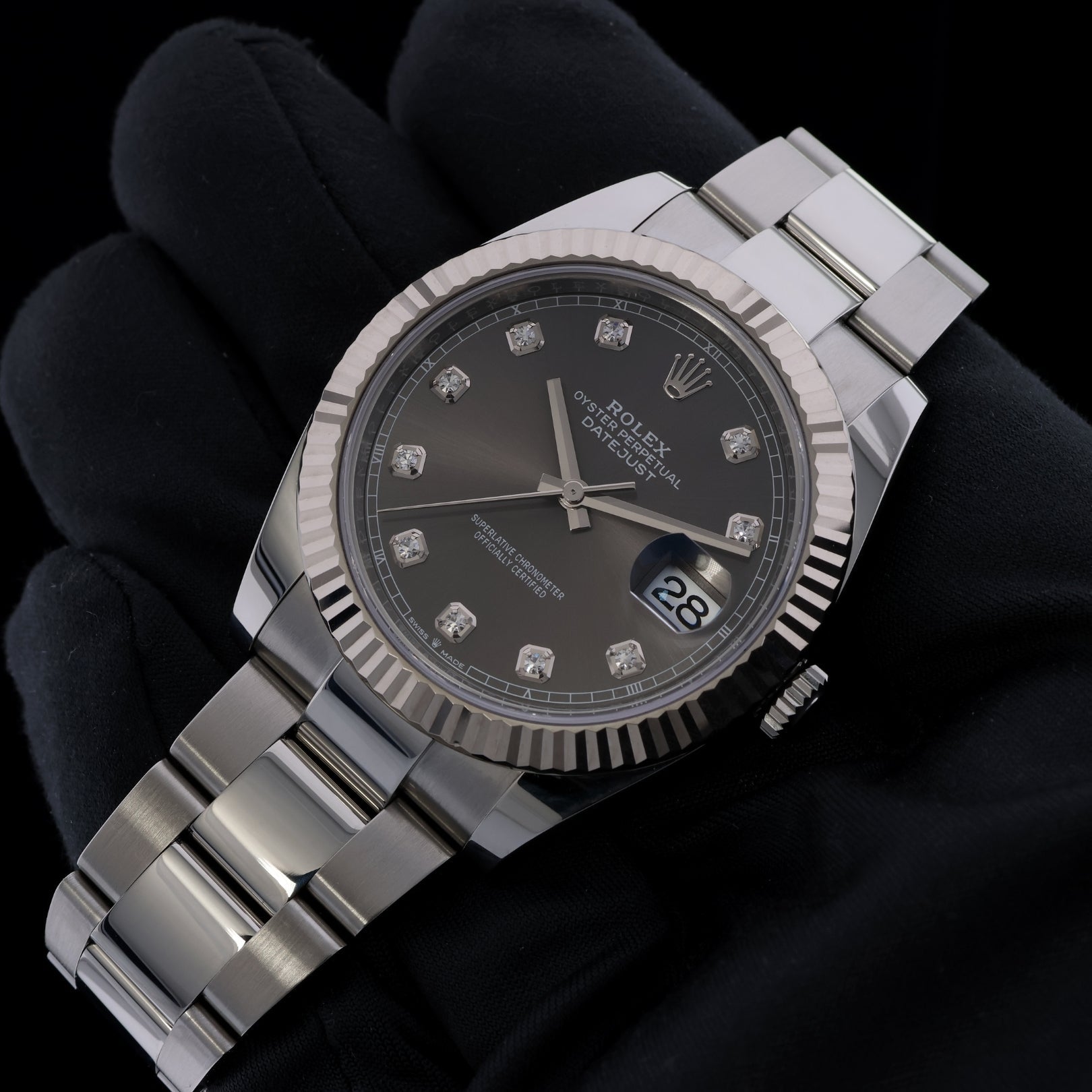 Rolex Datejust 41, Rhodium Brillant, Grau, Brillantbesetzt, Ref. 126334, B+P - LUXUHRIA