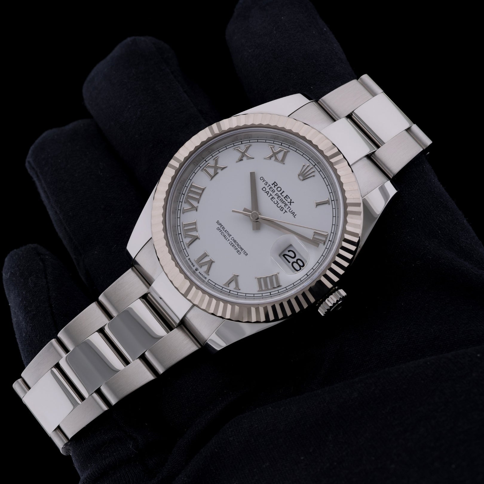 Rolex Datejust 41, White Roman Dial, Oyster, Ref. 126334, 2022, B+P - LUXUHRIA