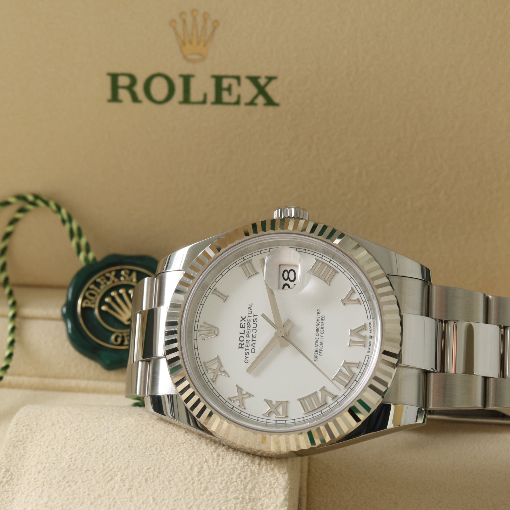 Rolex Datejust 41, White Roman Dial, Oyster, Ref. 126334, 2022, B+P - LUXUHRIA