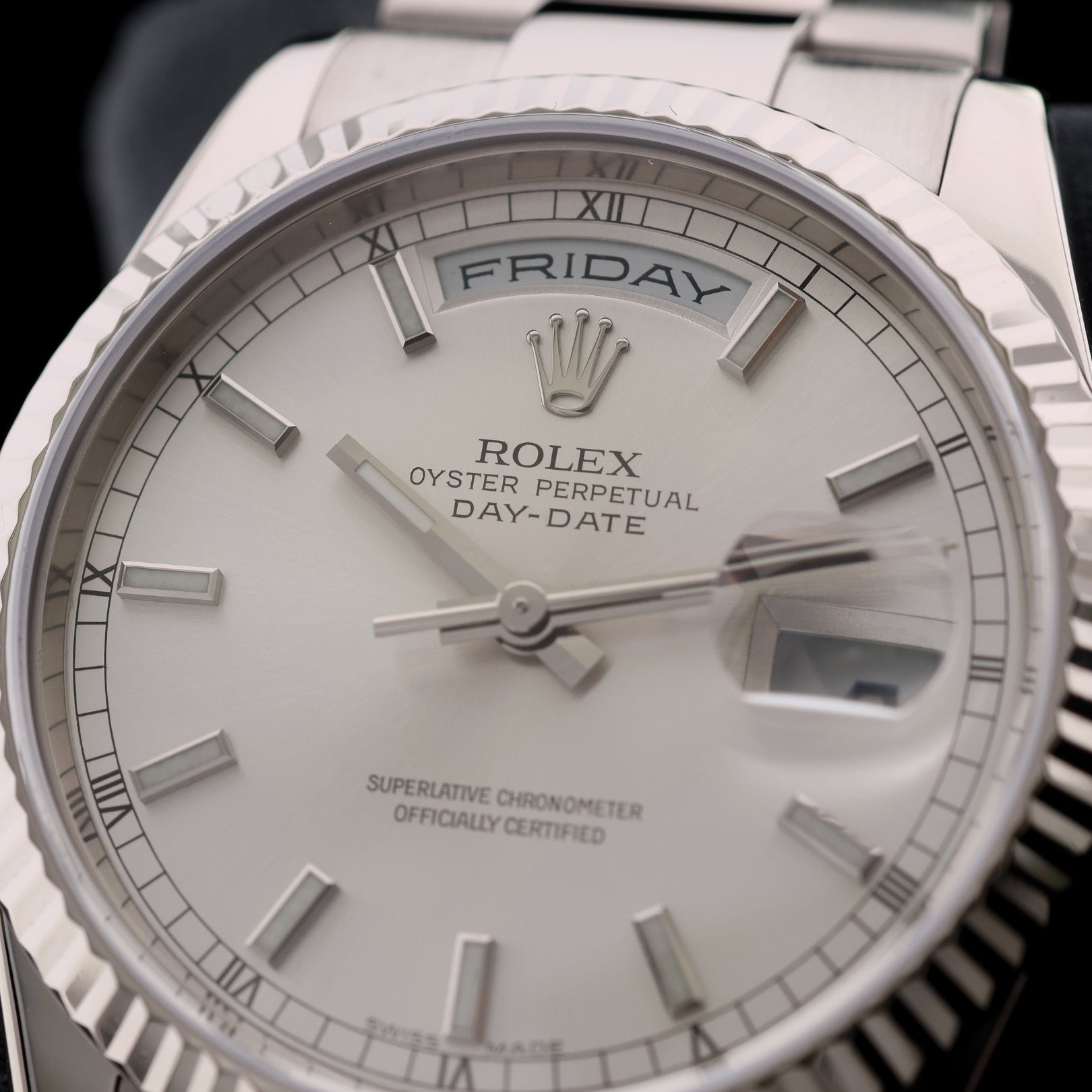 Rolex Day - Date 36, Whitegold, Silver Dial, Ref. 118239, mit Box+Rolex - Service - LUXUHRIA
