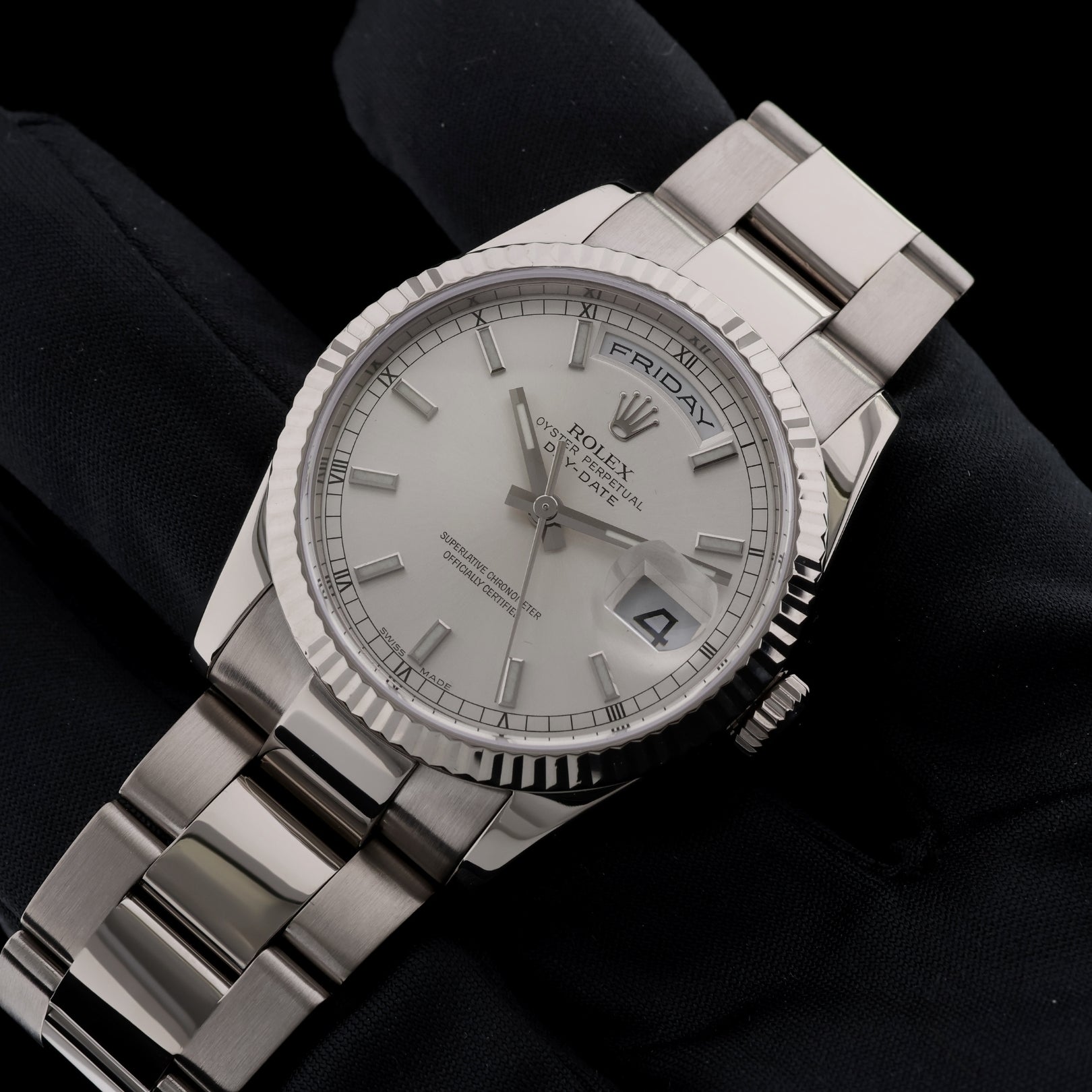 Rolex Day - Date 36, Whitegold, Silver Dial, Ref. 118239, mit Box+Rolex - Service - LUXUHRIA
