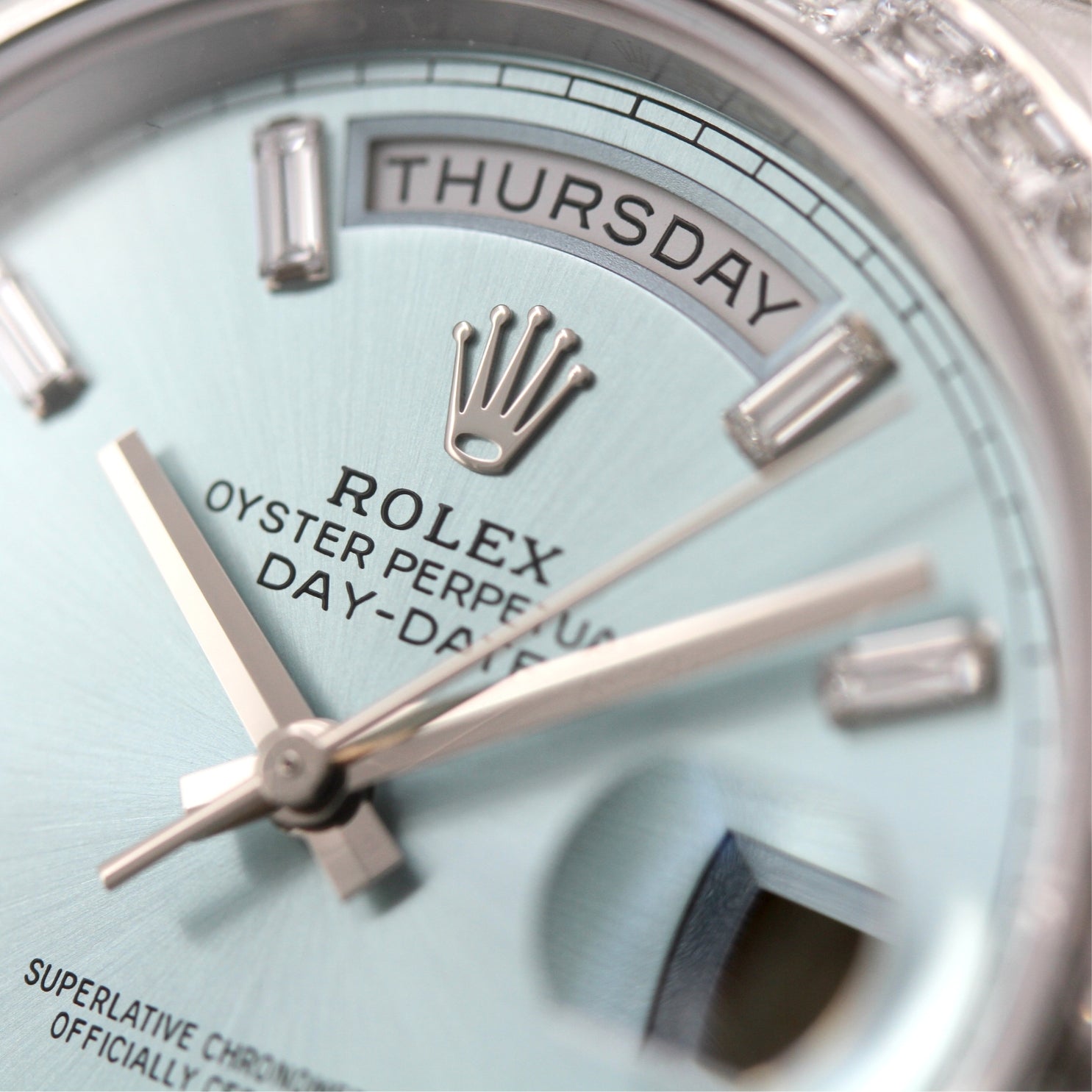 Rolex Day - Date 40, Platinum, Diamonds, Ref. 228396TBR, teilbeklebt, B+P - LUXUHRIA
