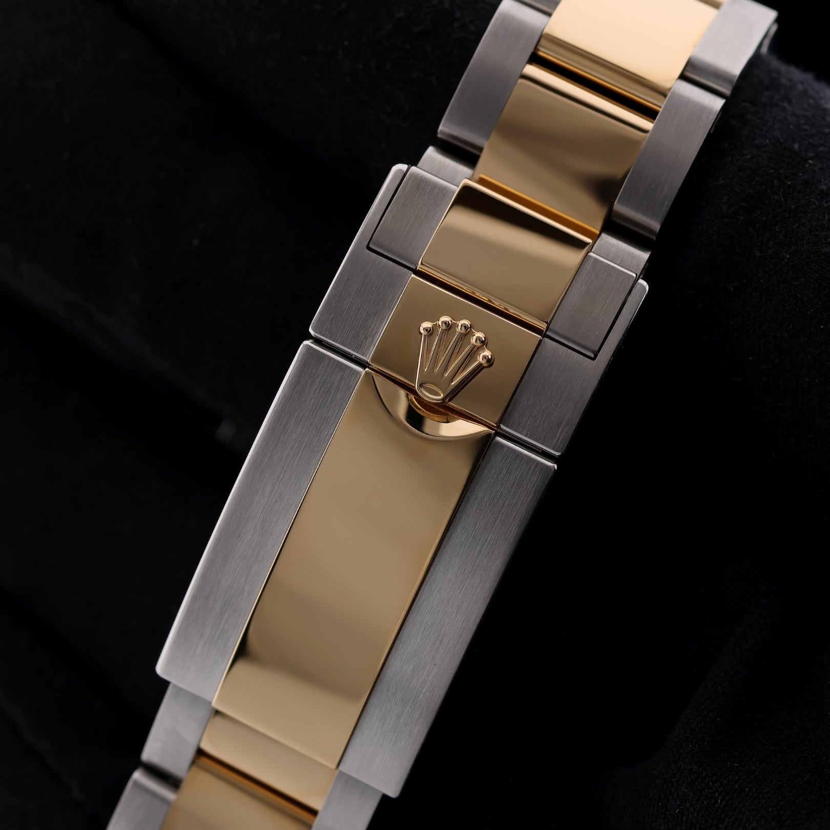 Rolex Daytona, Black Diamond Dial, Gold/Stahl, LC - 100, Ref. 126503, 2025, B+P - LUXUHRIA