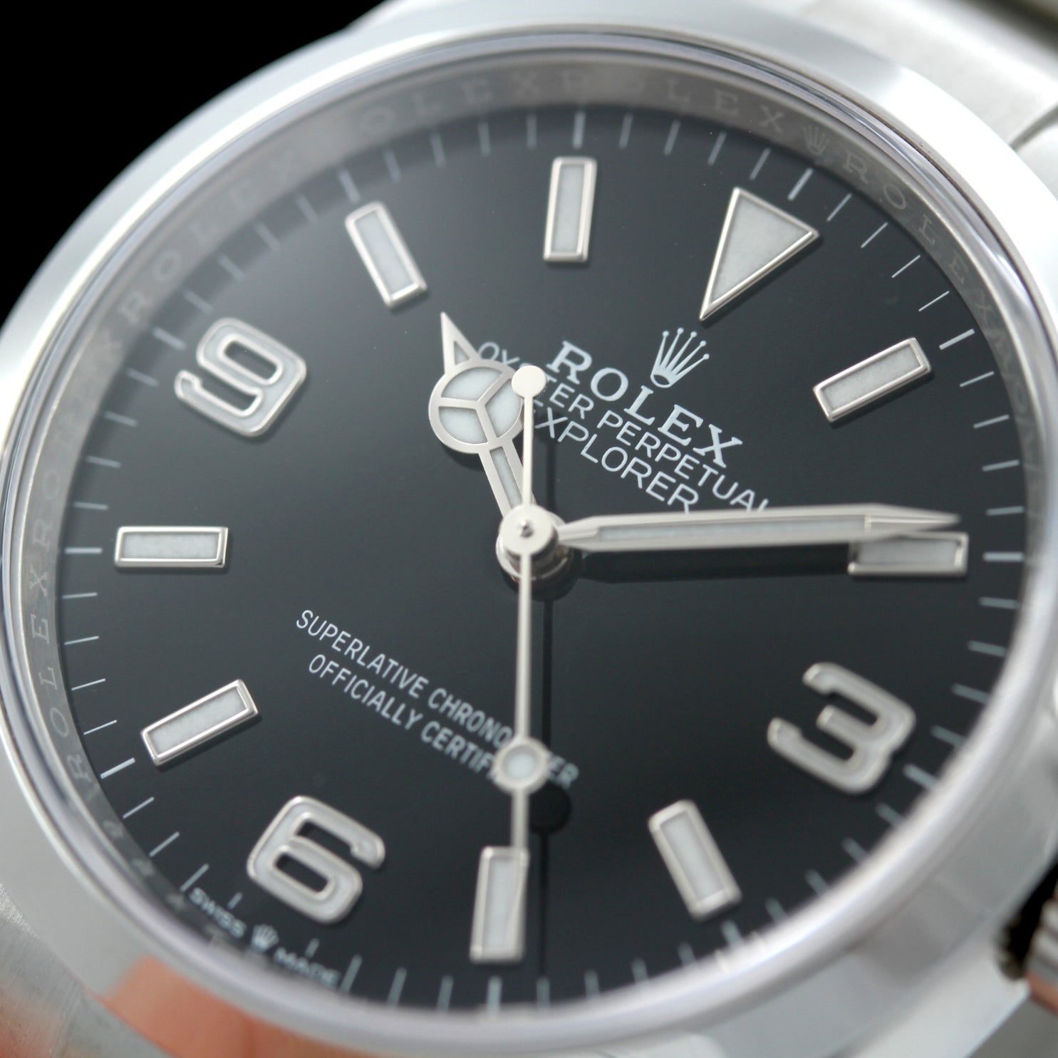 Rolex Explorer 36 mm, Ref. 124270, B+P - LUXUHRIA