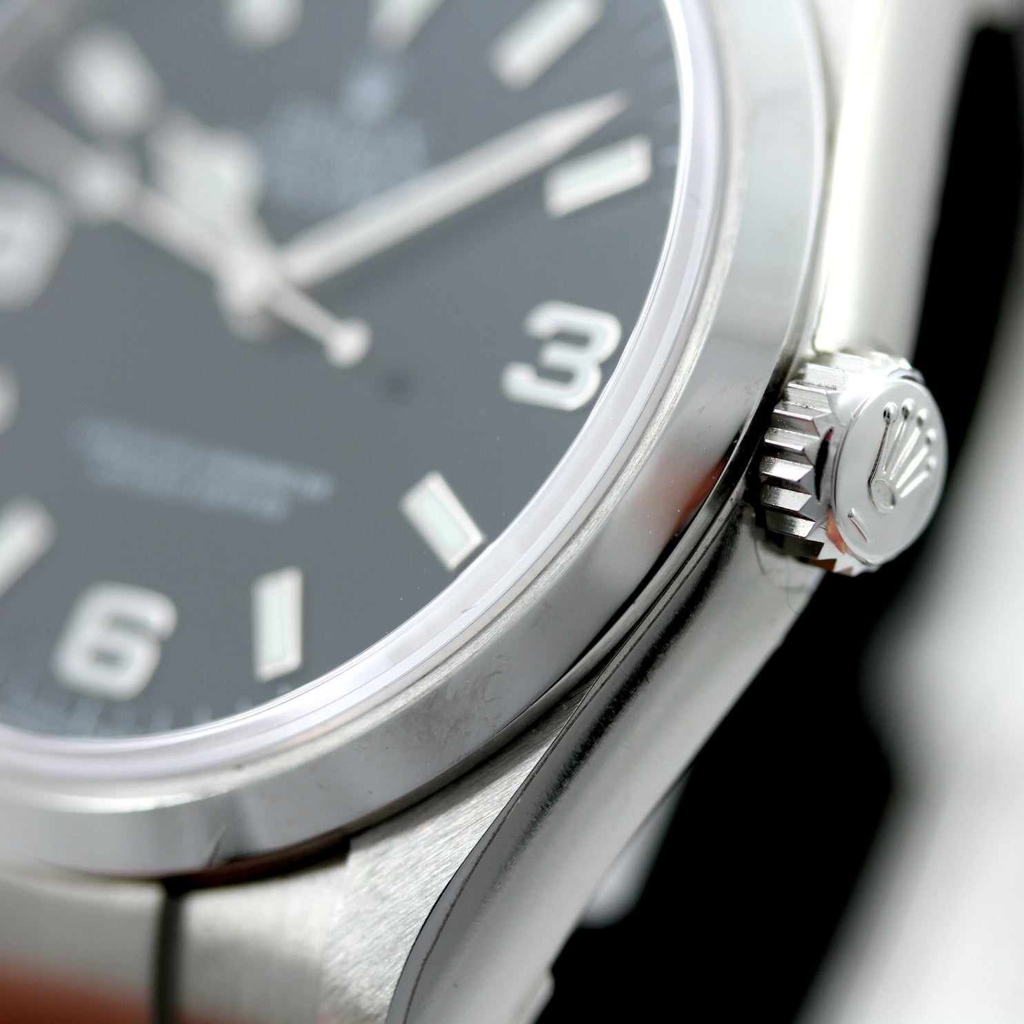 Rolex Explorer 36 mm, Ref. 124270, FULL STIKER B+P 2021 - LUXUHRIA