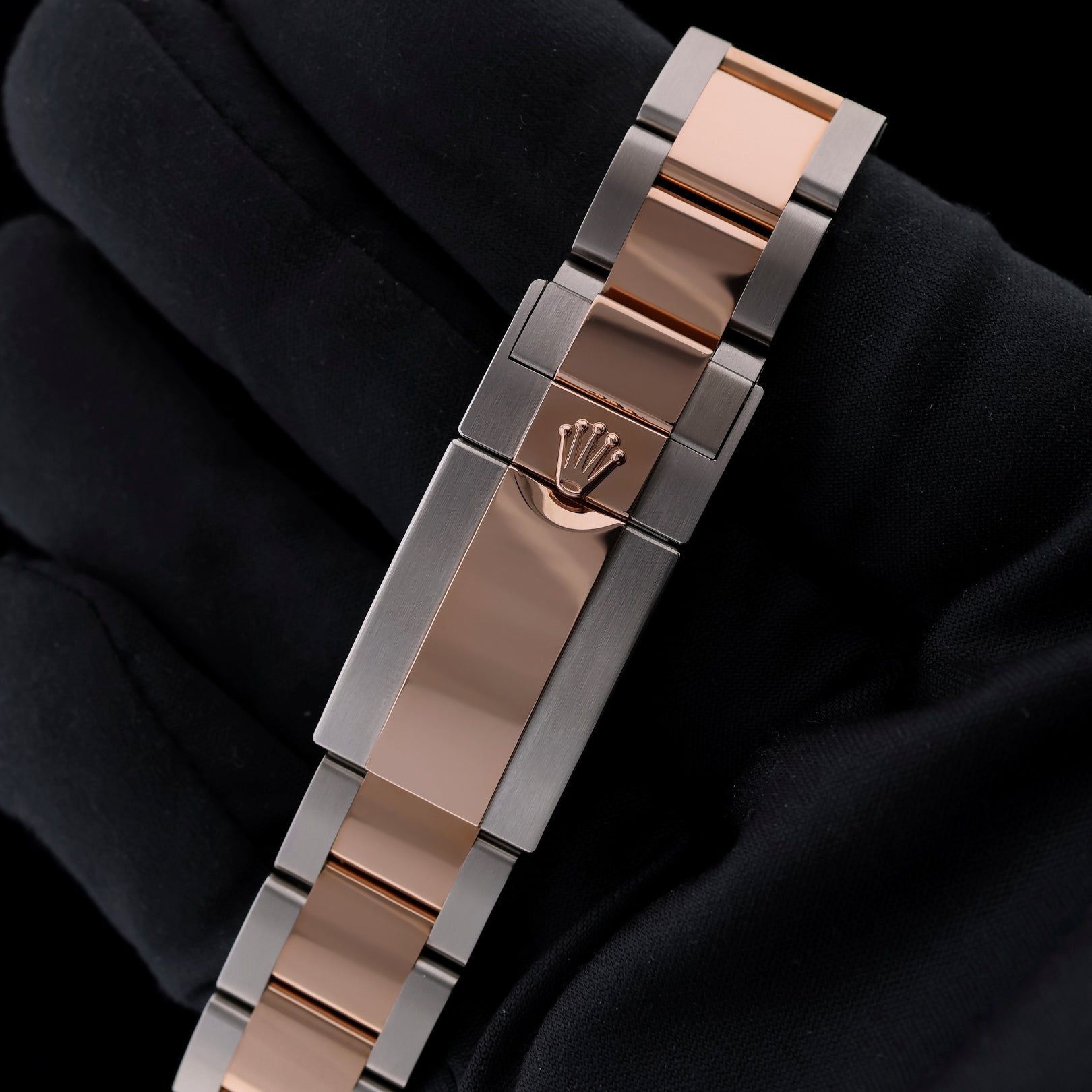 Rolex GMT Master II, "Rootbeer", Roségold/Stahl, Ref. 126711CHNR, ungetragen, 2024, B+P - LUXUHRIA