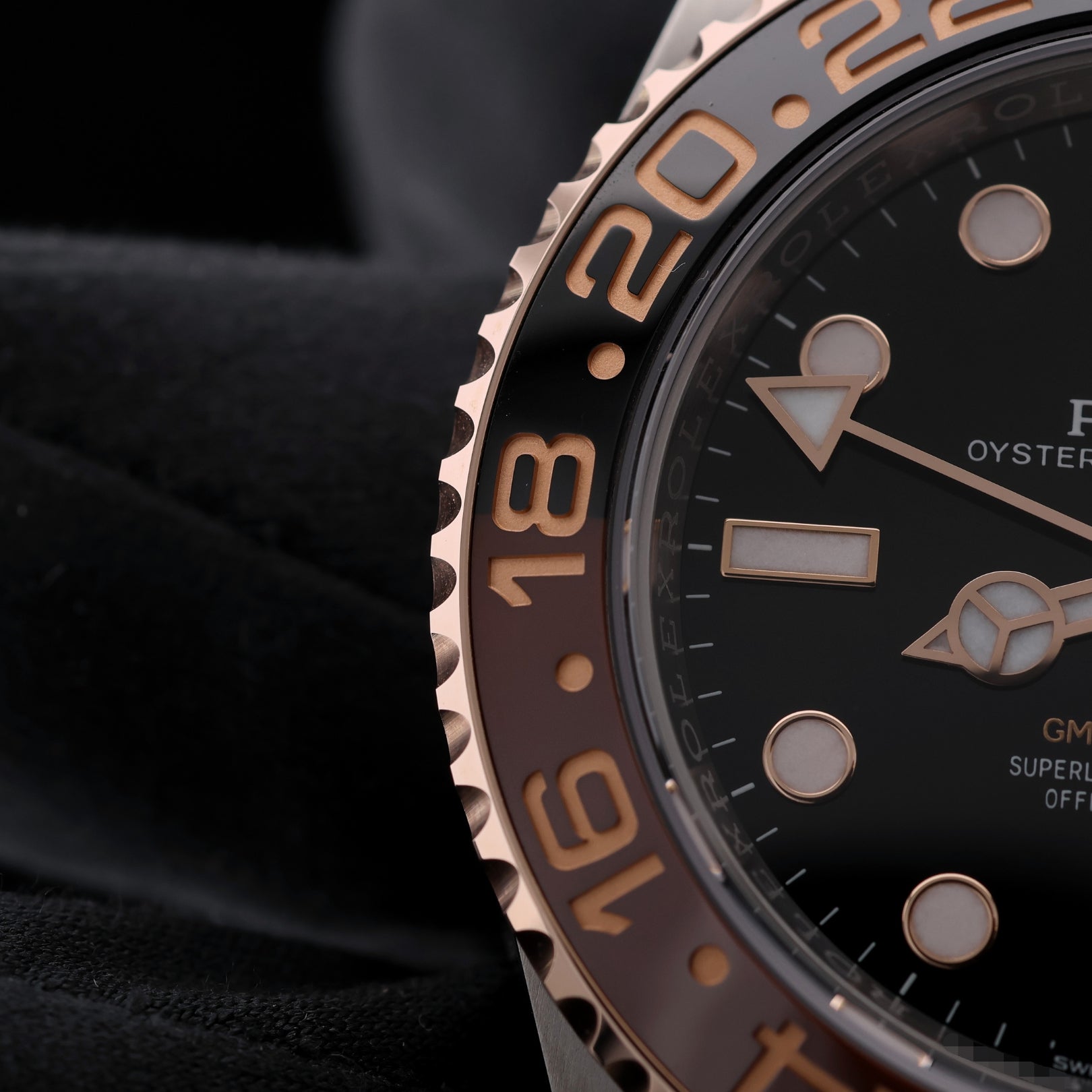 Rolex GMT Master II, "Rootbeer", Roségold/Stahl, Ref. 126711CHNR, ungetragen, 2024, B+P - LUXUHRIA