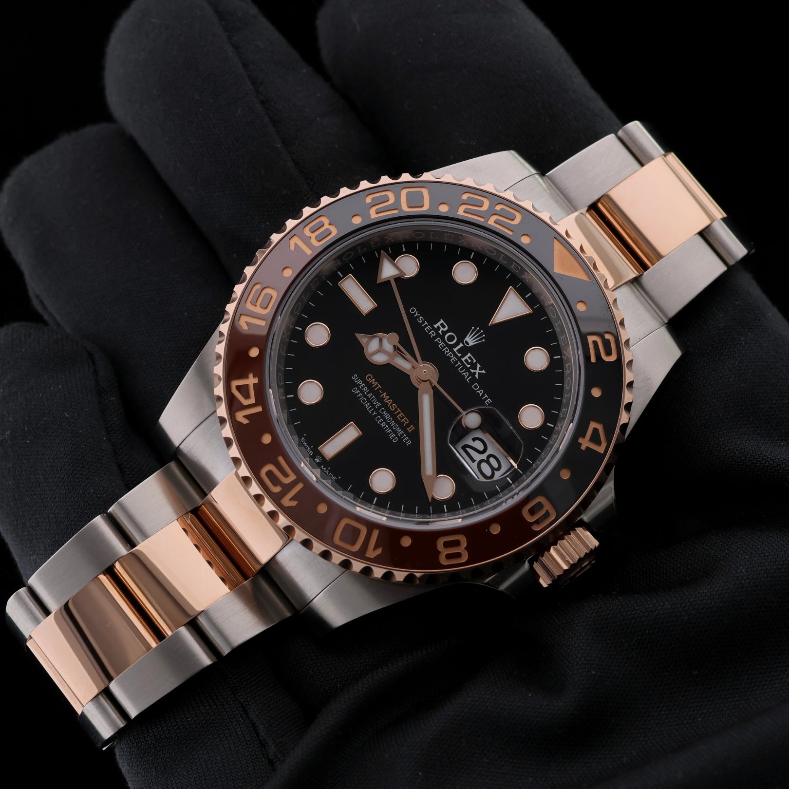 Rolex GMT Master II, "Rootbeer", Roségold/Stahl, Ref. 126711CHNR, ungetragen, 2024, B+P - LUXUHRIA