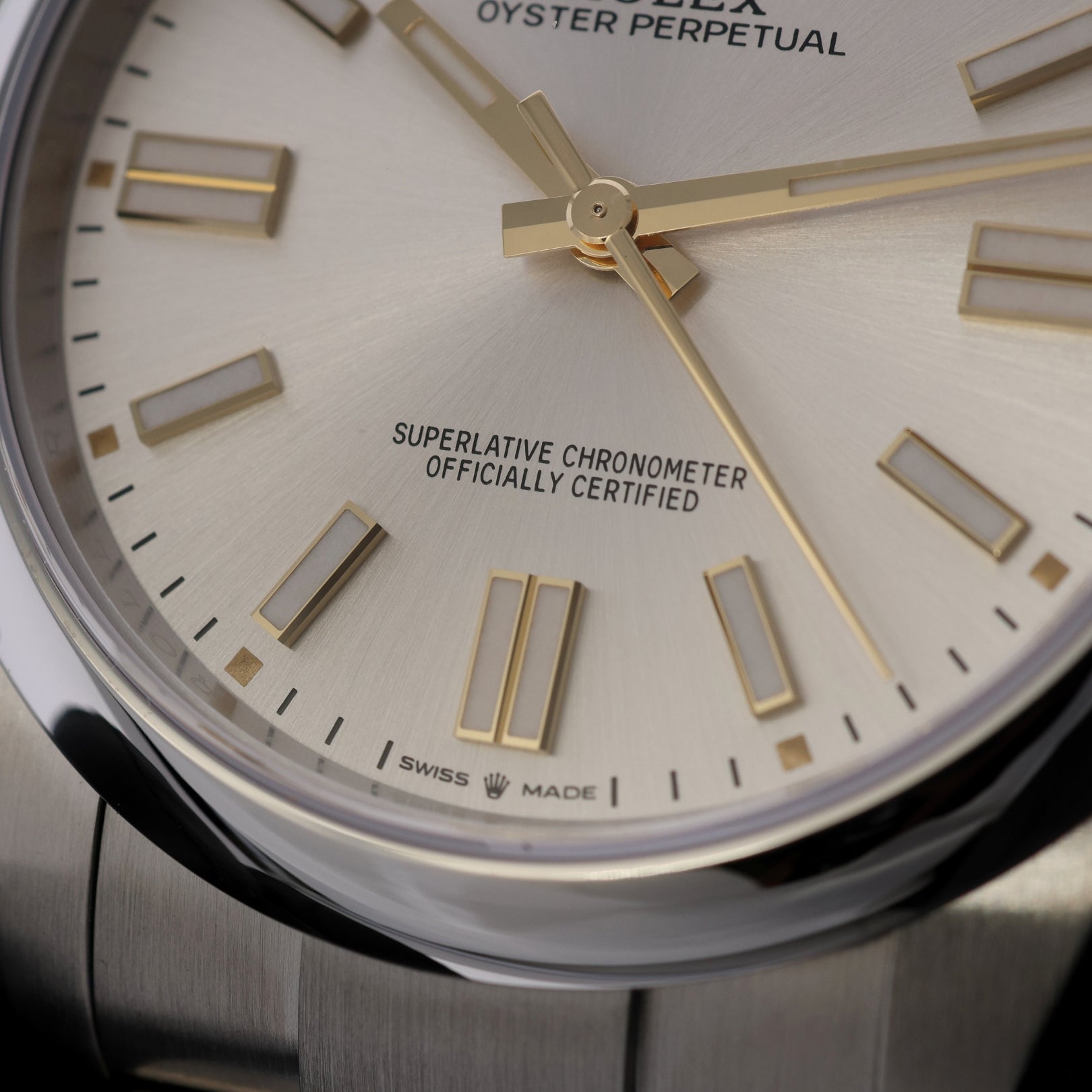 Rolex Oyster Perpetual 41, Silver Dial, LC100, Ref. 124300, 2025, B+P - LUXUHRIA
